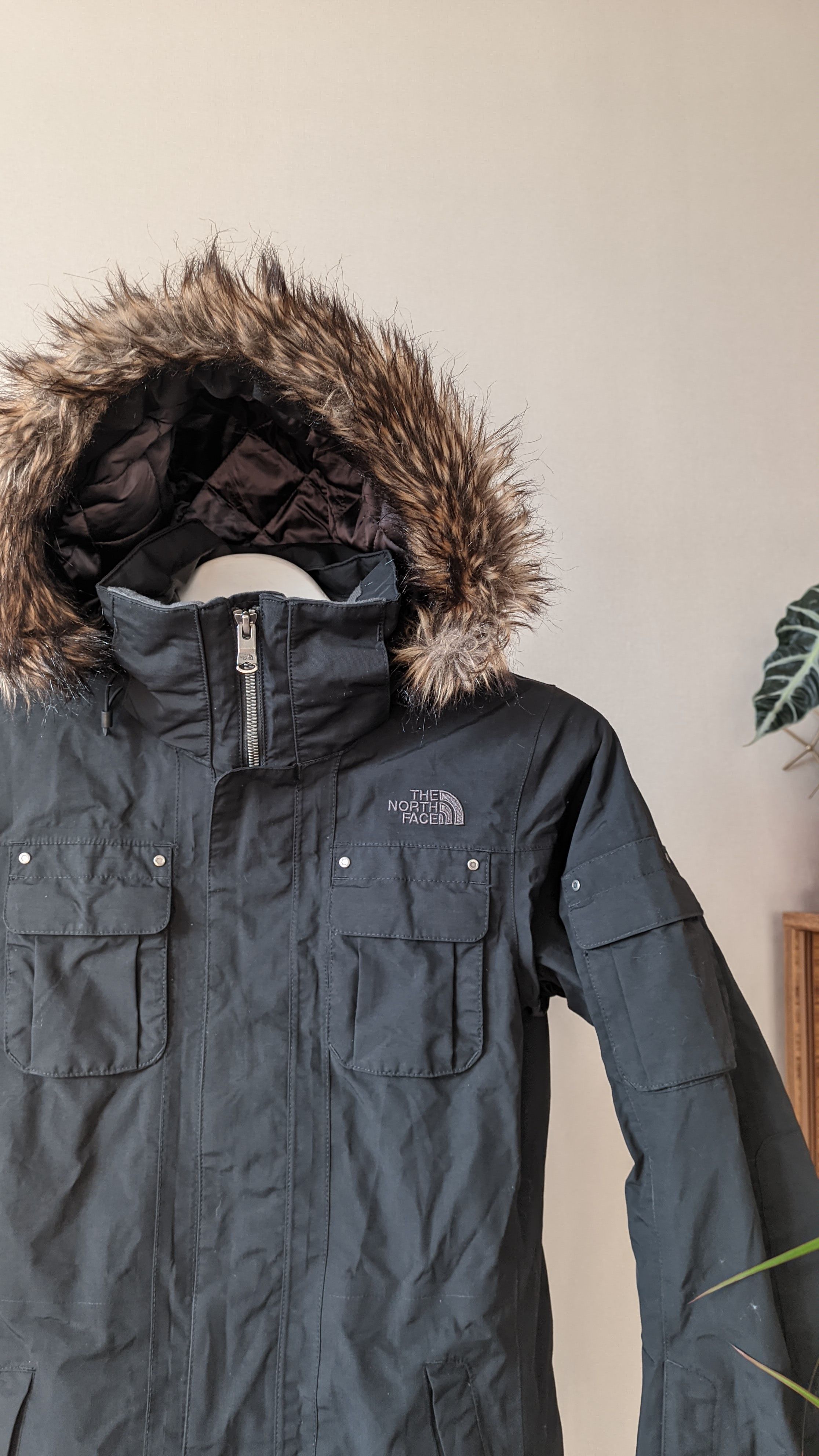 Japanese Brand The North Face HyVent ski fur hood Multipocket jacket Size XS / US 0-2 / IT 36-38 - 2 Thumbnail