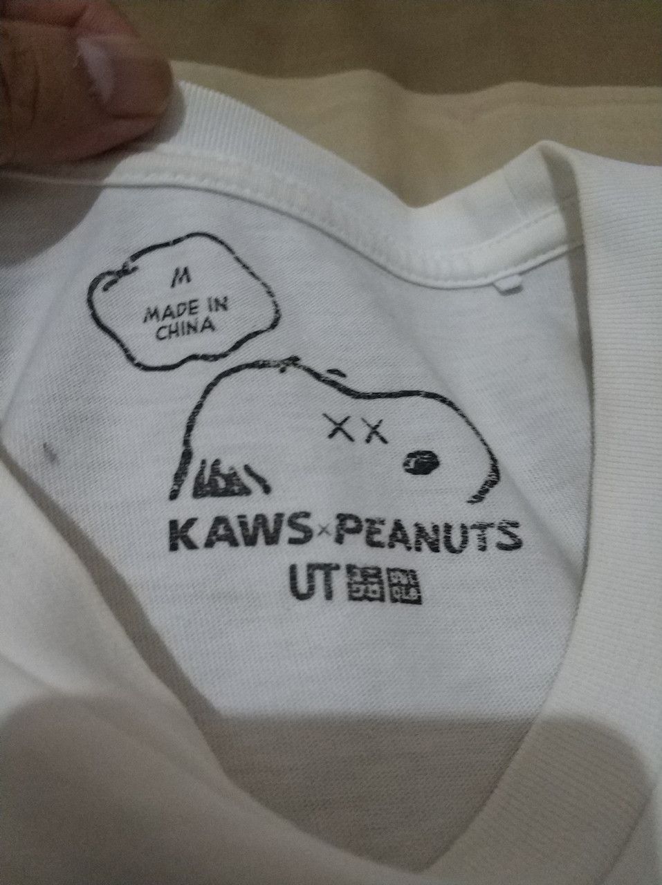 Kaws × Peanuts × Uniqlo Vintage Uniqlo x Kaws x Peanuts T-Shirt M Excellent Size US M / EU 48-50 / 2 - 4 Thumbnail