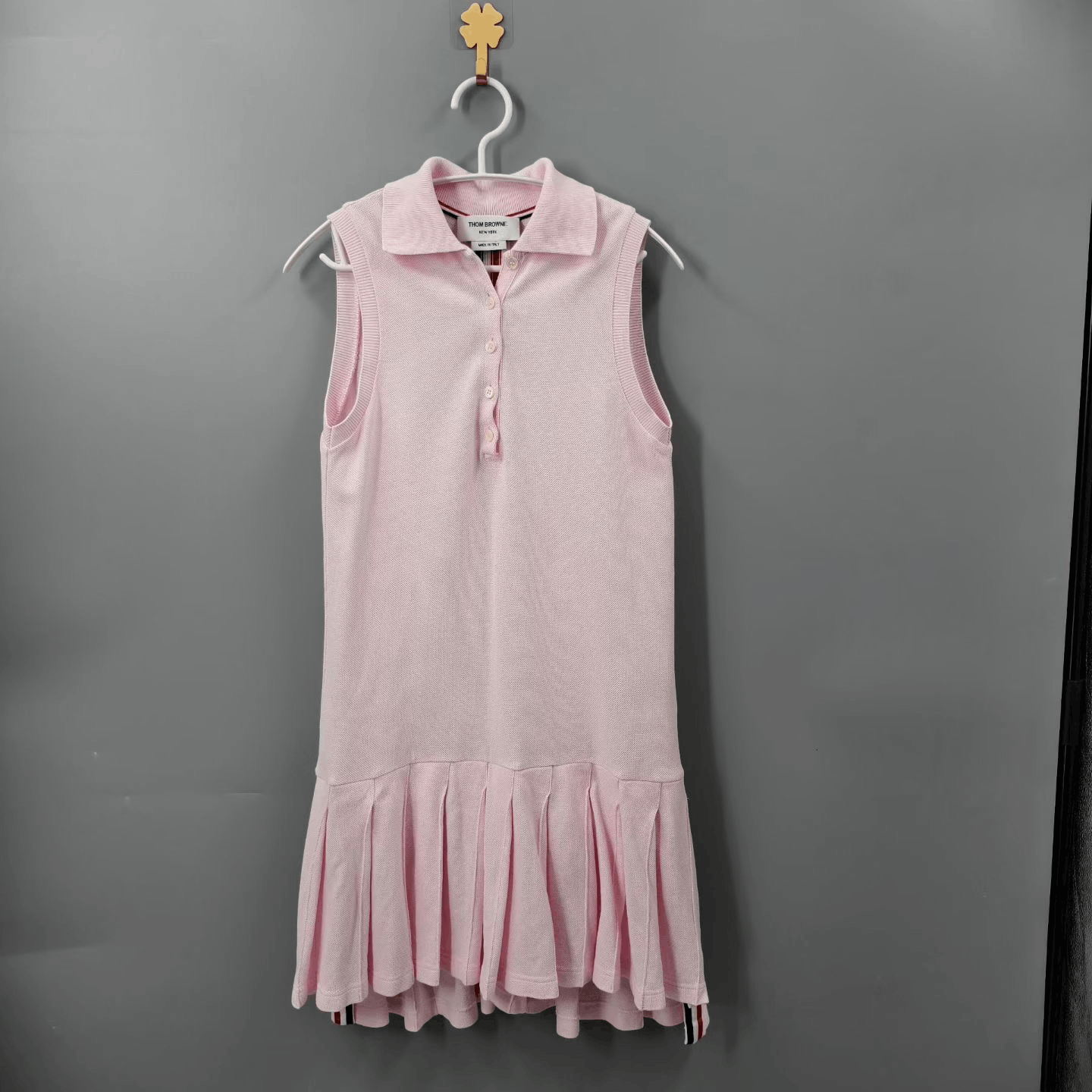 Thom Browne Thom Browne Brown T-Shirt S Women Size S / US 4 / IT 40 - 1 Thumbnail