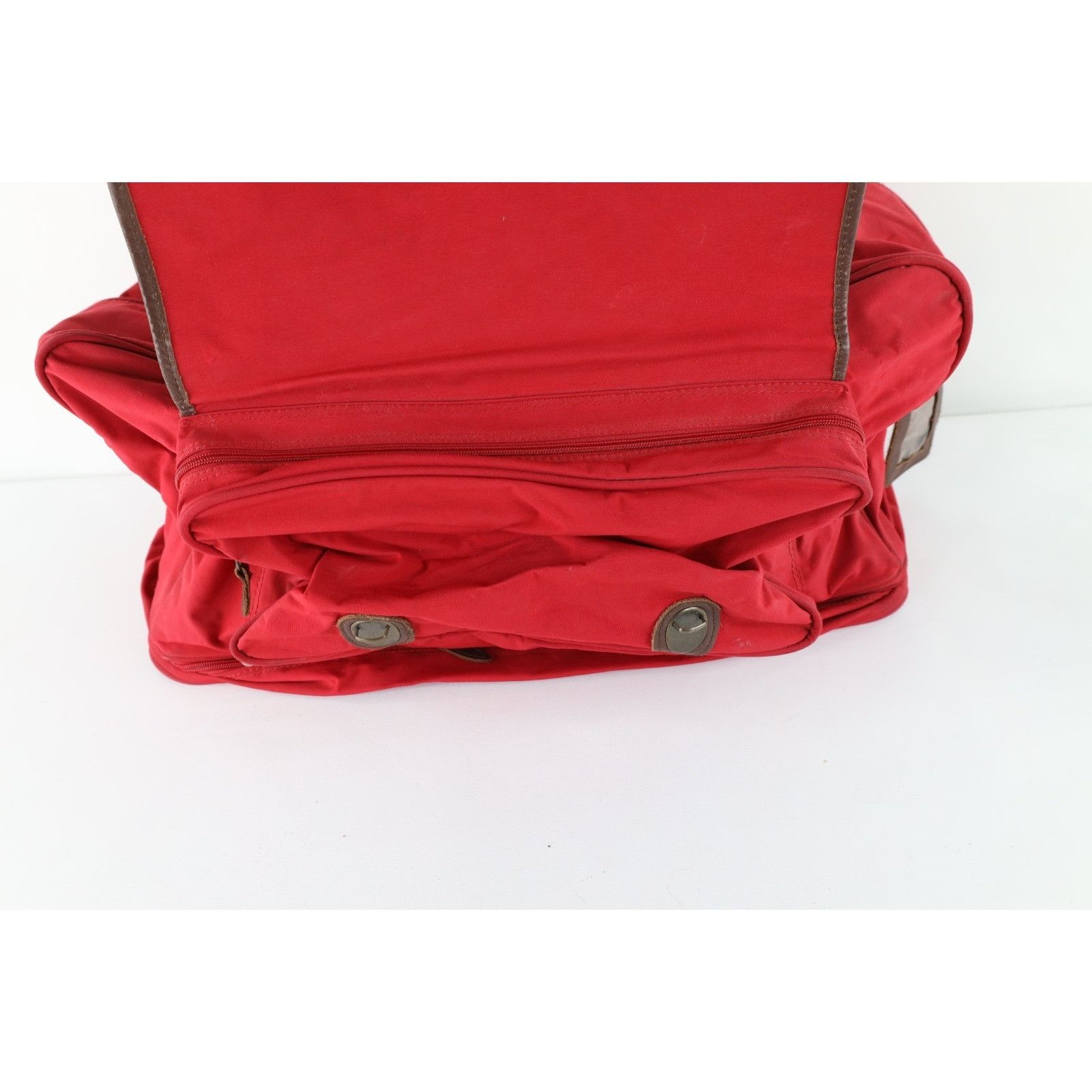 Marlboro Vintage 90s Marlboro Distressed Spell Out Handled Duffel Bag Size ONE SIZE - 4 Thumbnail
