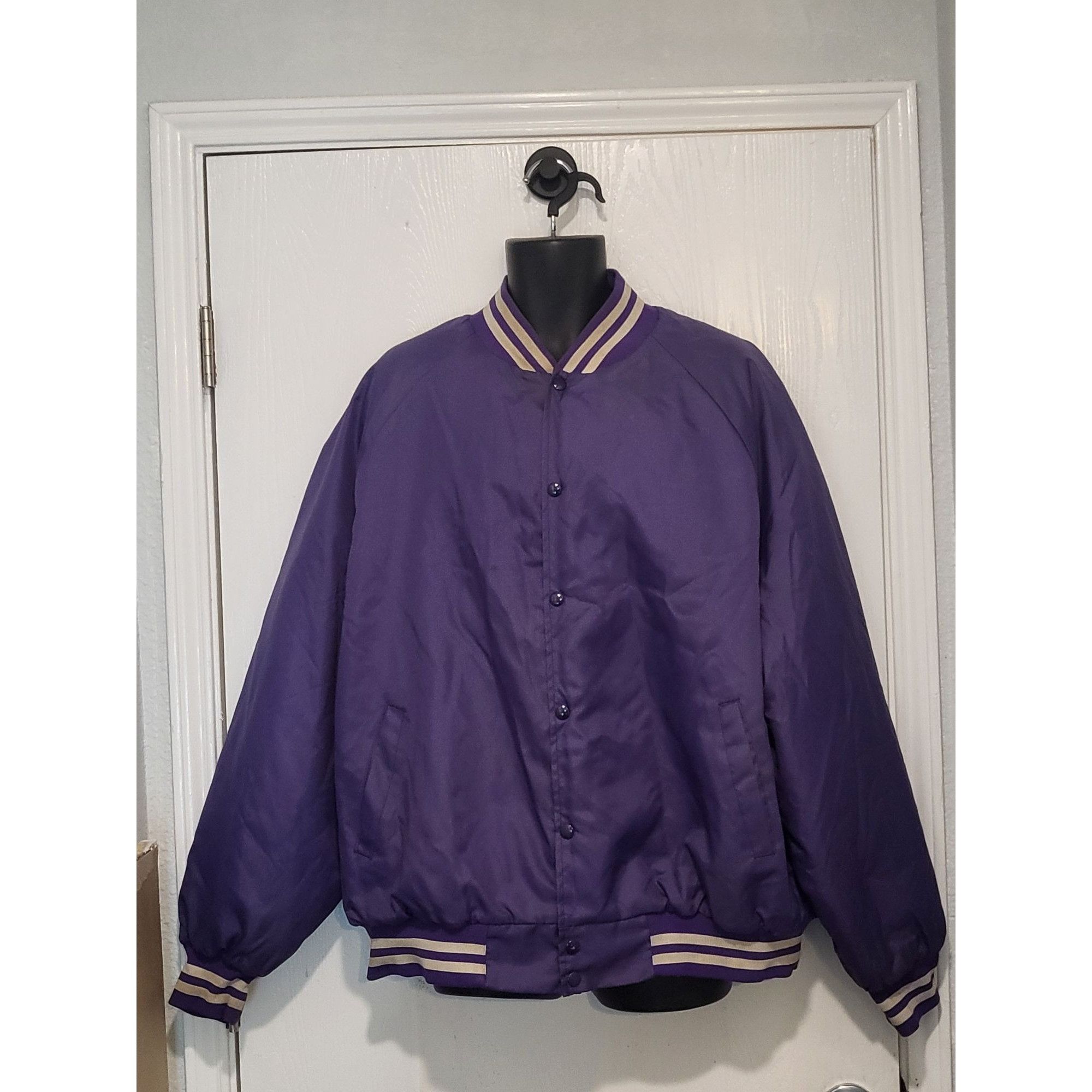 Vintage Vintage Westark USA Varsity Jacket Unisex Sz 3XL Purple 70S Size US XXL / EU 58 / 5 - 1 Thumbnail