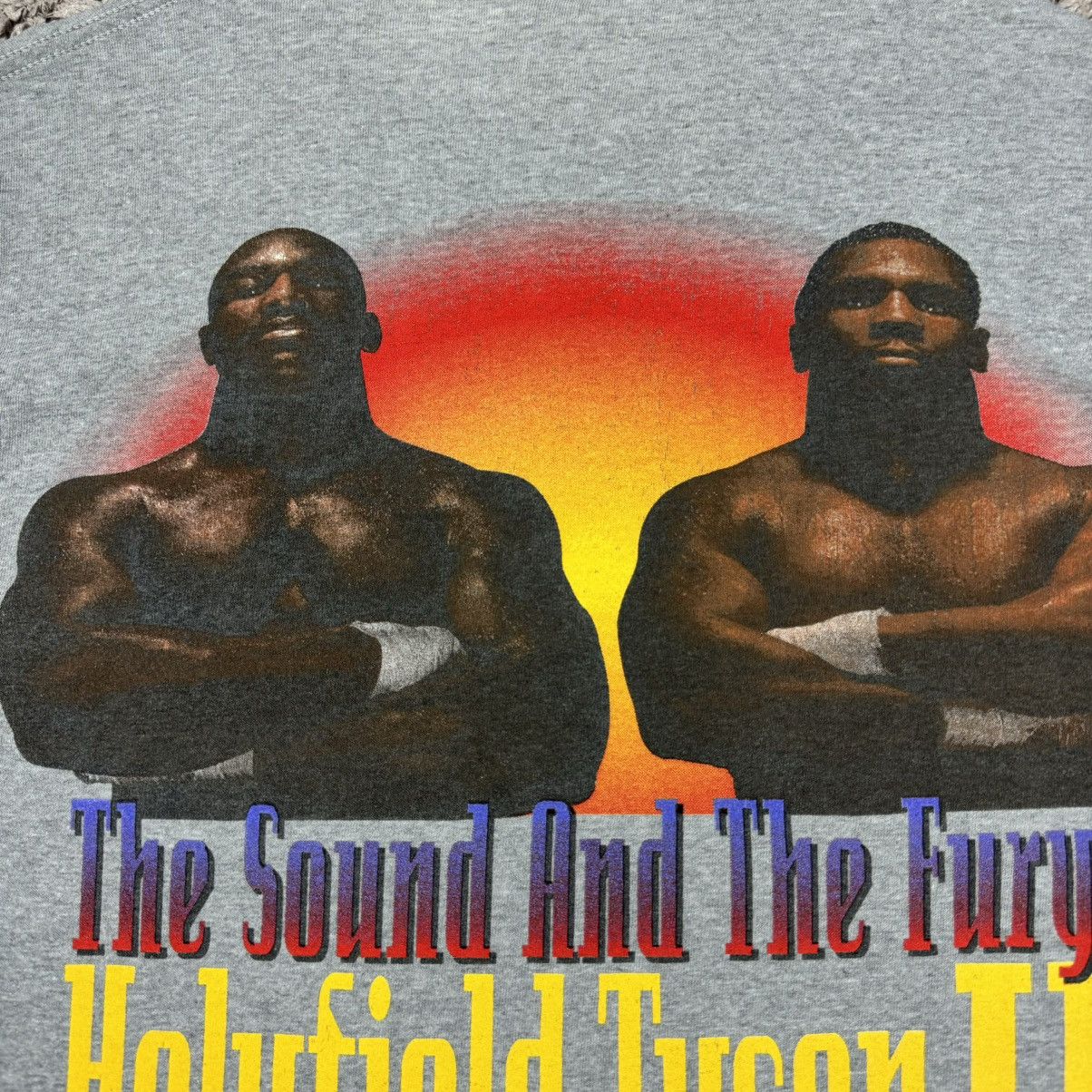 Vintage Vintage Mike Tyson VS Holyfield T-shirt Size US M / EU 48-50 / 2 - 6 Thumbnail