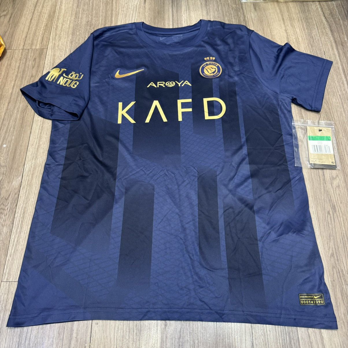Nike AL Nassr 23/24 away shirt #7 Ronaldo (Bnwt) Size US XL / EU 56 / 4 - 1 Thumbnail