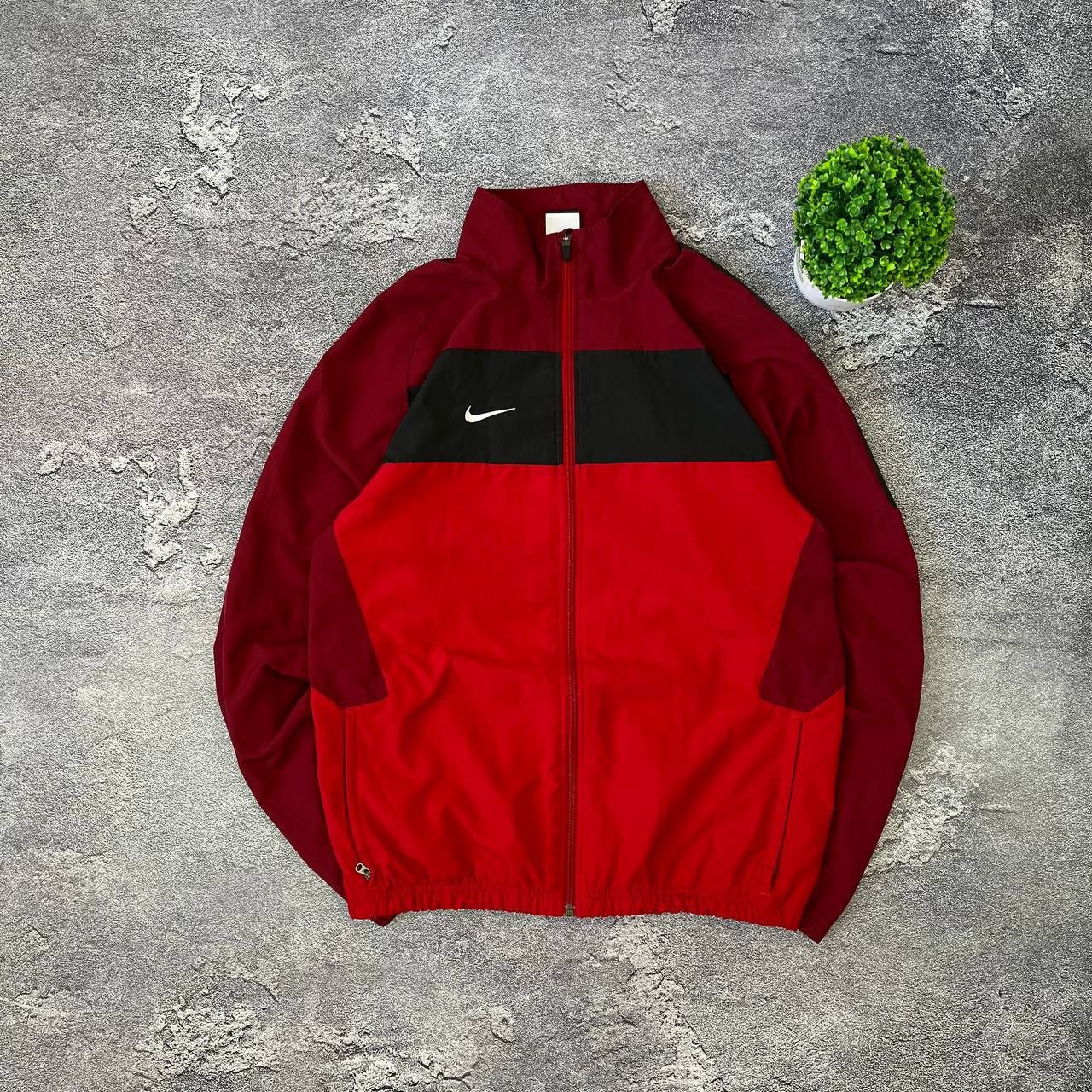 Nike × Vintage Vintage Nike Track Jacket Sports Style Streetwear Size US S / EU 44-46 / 1 - 1 Thumbnail
