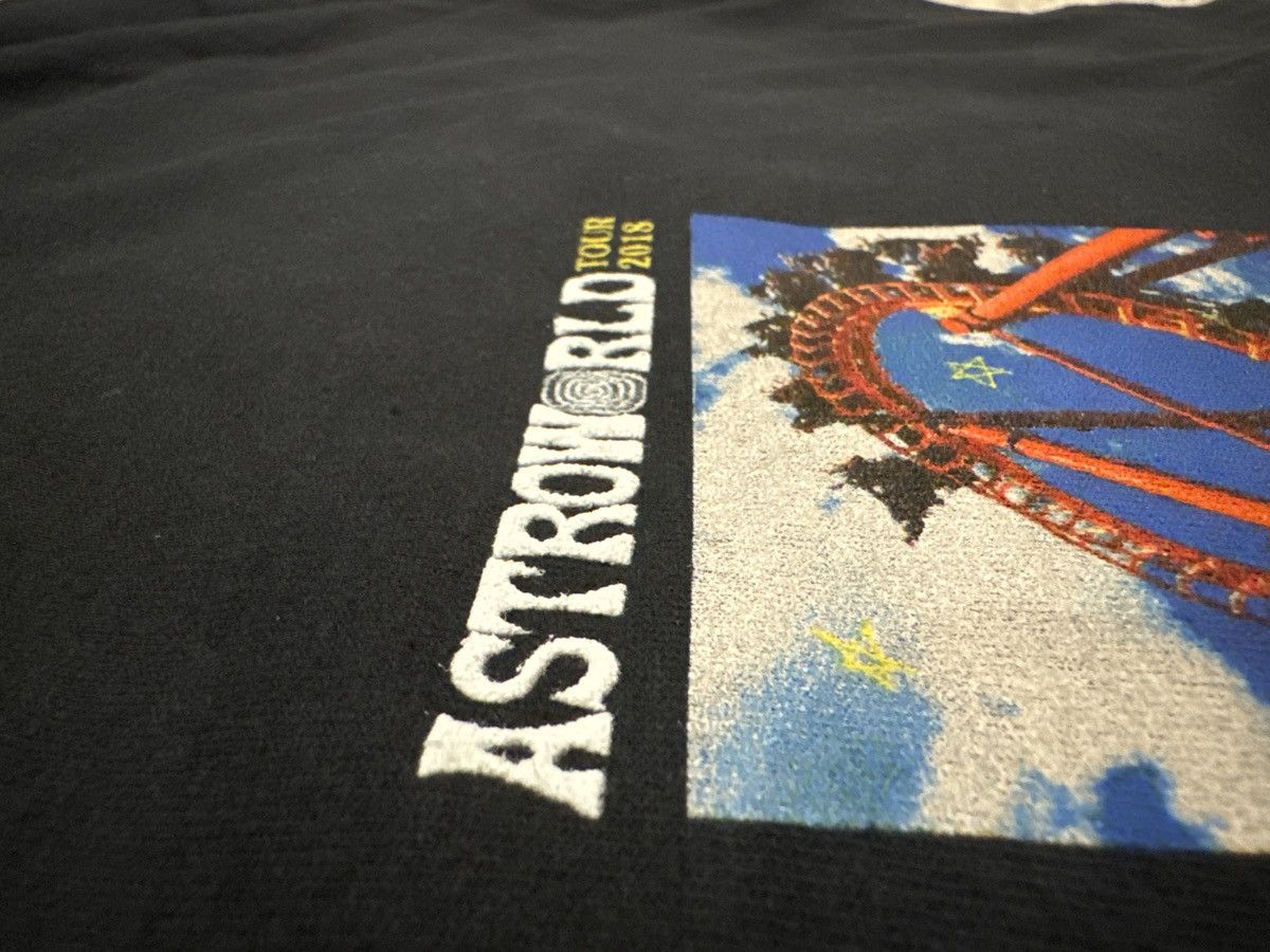 Travis Scott Travis Scott astroworld tour rollercoaster tee Size US M / EU 48-50 / 2 - 3 Thumbnail