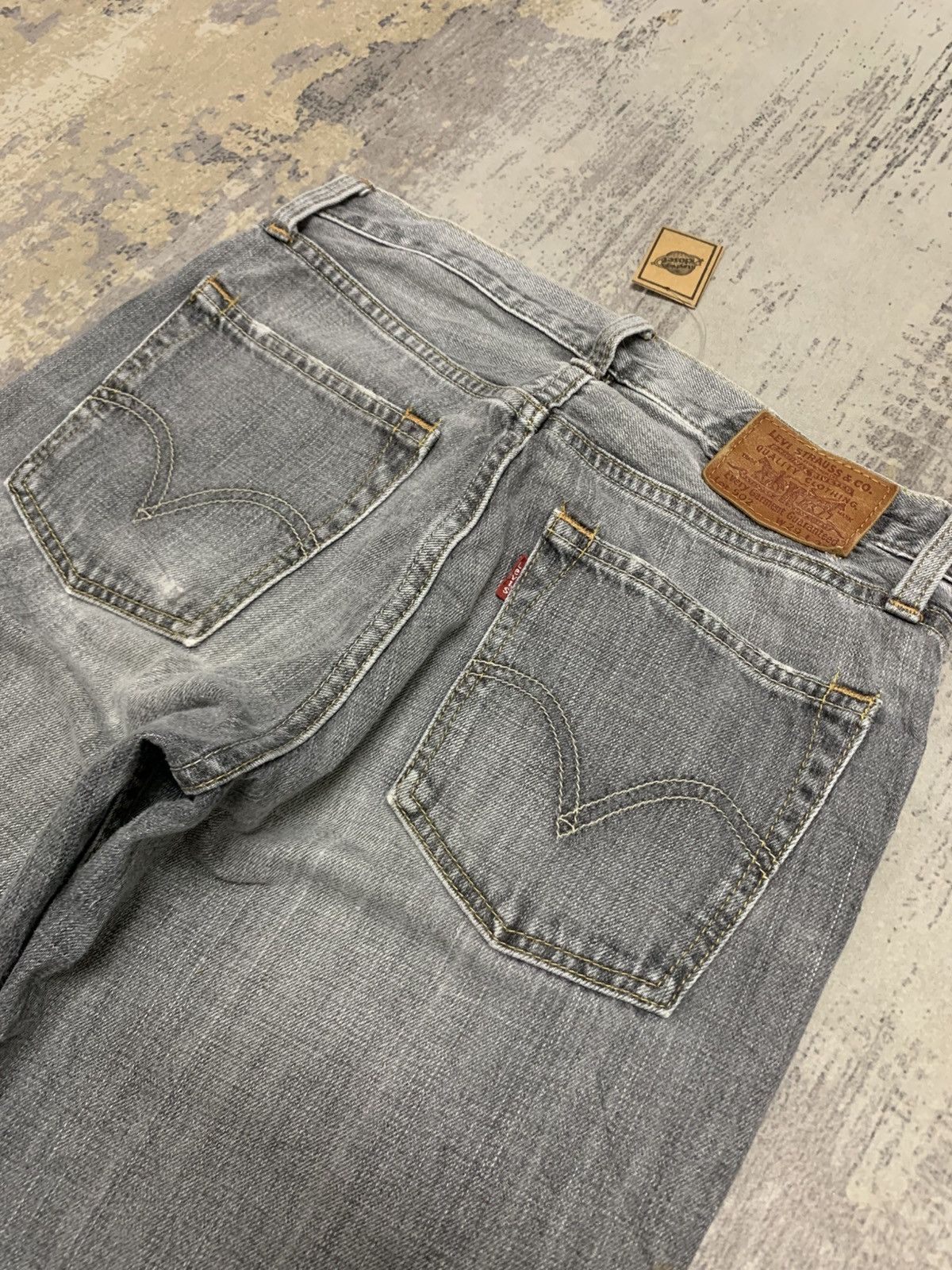 Levi's Vintage 90s Levis 502 Grey Faded Wash Loose Jeans Size US 29 - 9 Thumbnail