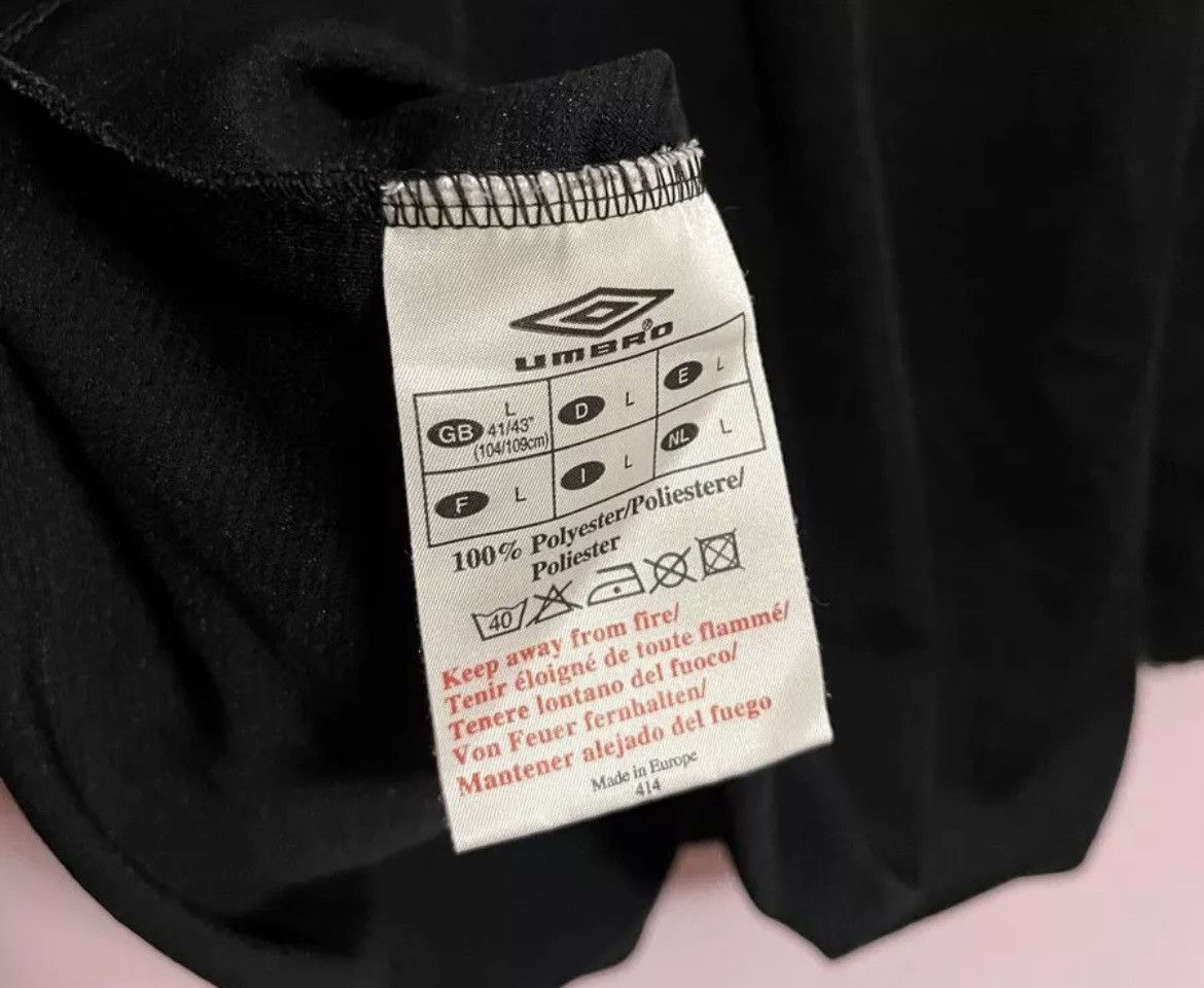 Umbro × Vintage Goalkeeper Jersey Vintage 90s Umbro Size L Size US L / EU 52-54 / 3 - 9 Thumbnail