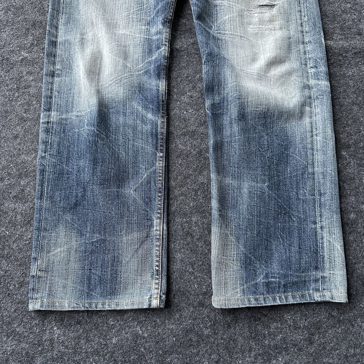 Le Grande Bleu (L.G.B.) Oririn Jeans Embroidery Wings Distressed Denim W34 D663 Size US 34 / EU 50 - 8 Thumbnail