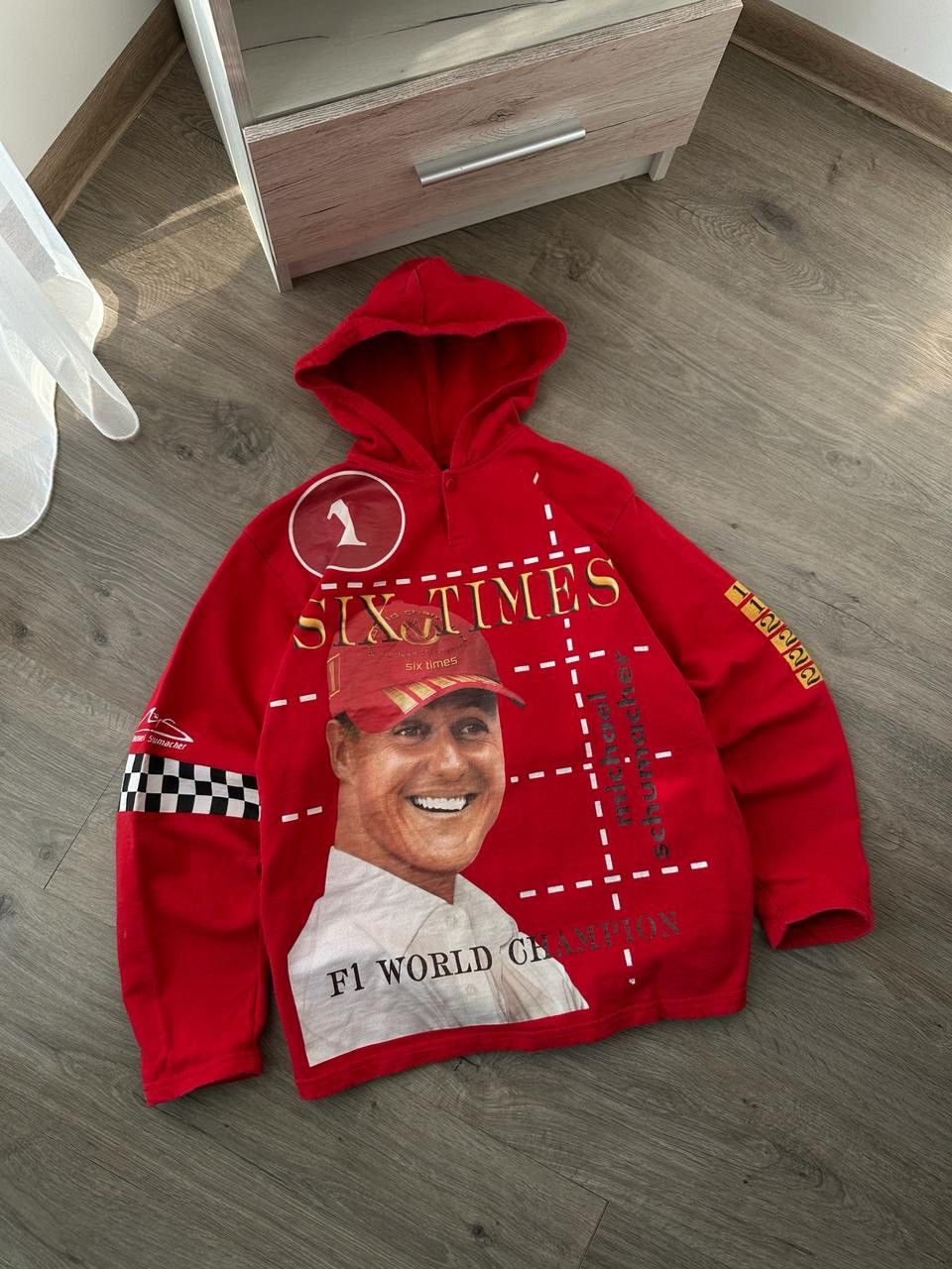 Formula 1 × Vintage Vintage Ferrari Michael Schumacher Racing Red Hoodie Size US M / EU 48-50 / 2 - 3 Thumbnail