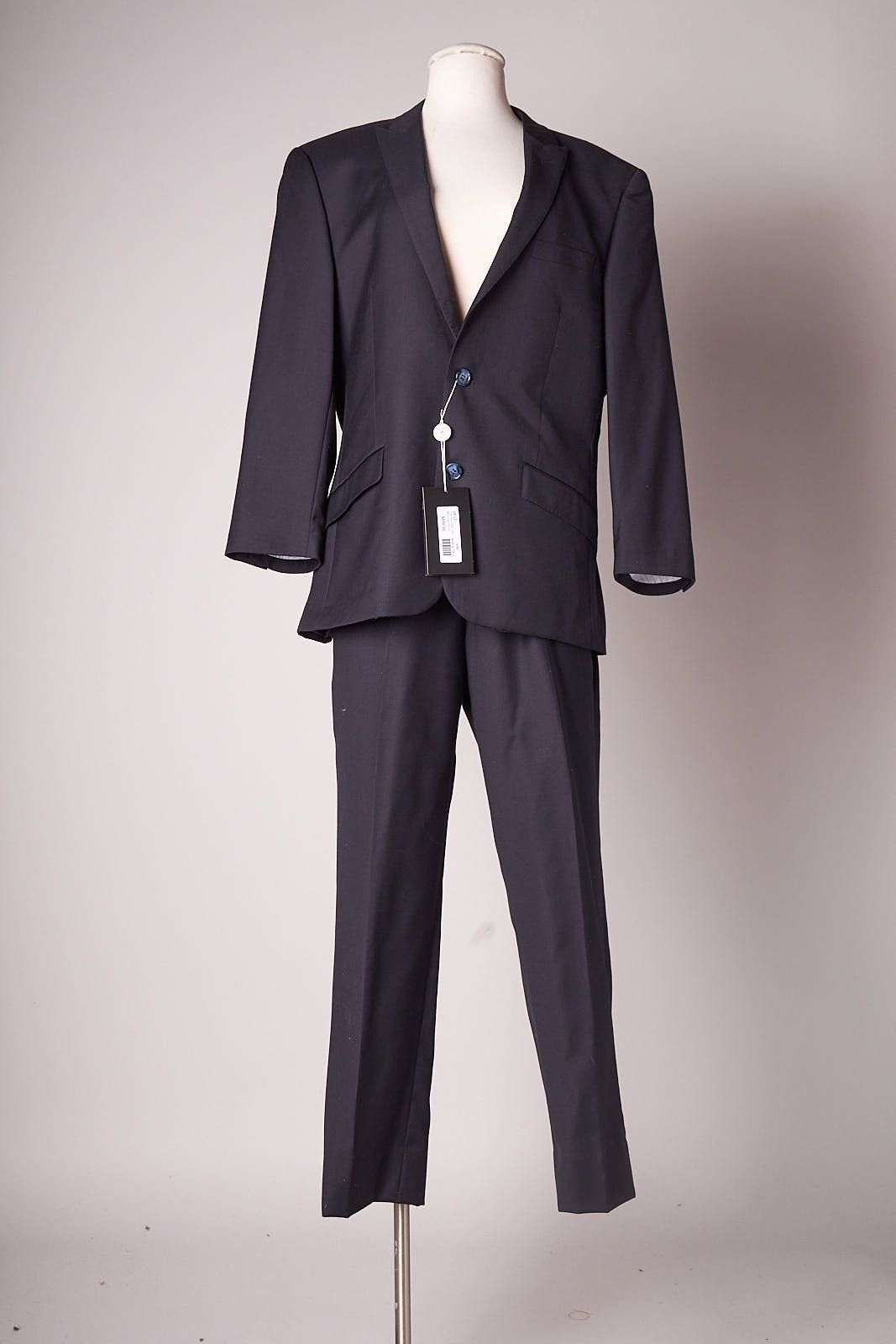 1990s Giovanni Bresciani Super 150’s Navy Blue Slim Fit Suit