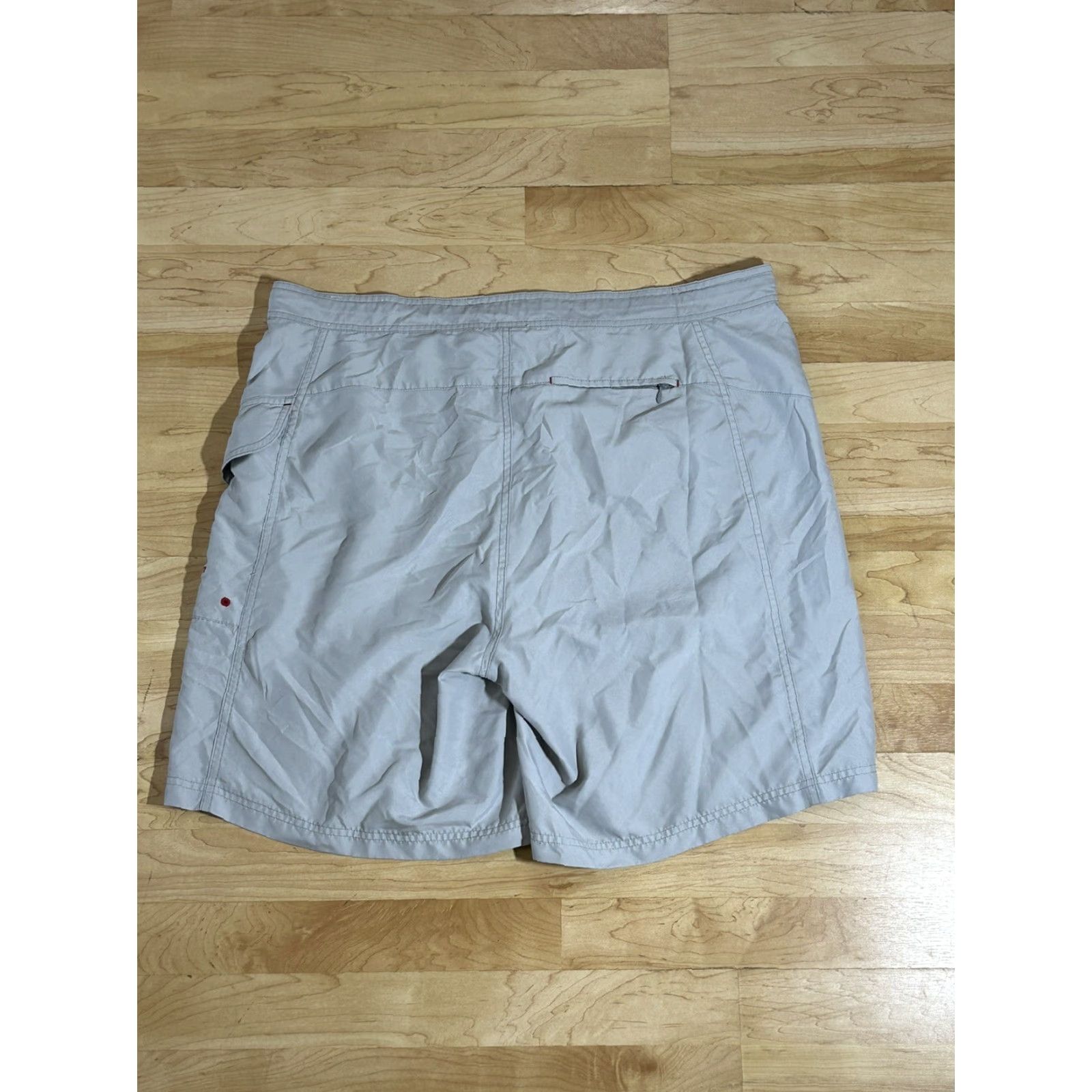 Orvis Orvis Trout Bum Fishing Shorts Men Gray Outdoor Hiking sz 40 Cargo Pockets Regular Front Flat Vintage No (adjust: vintage no not included) Size US 40 / EU 56 - 2 Thumbnail