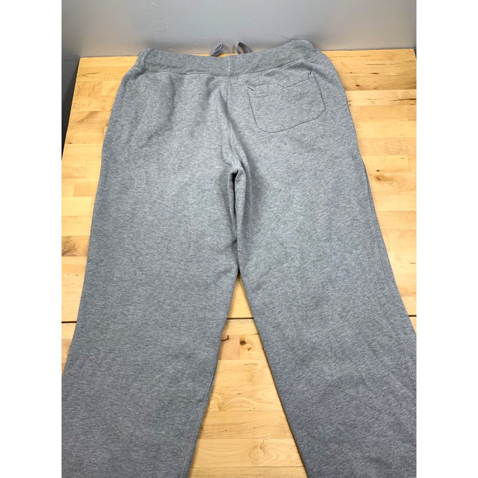 Disney Disney Sweatpants Women M Gray Heather Mickey 1955 Casual Drawstring Disney Shirt? Size 32" / US 10 / IT 46 - 3 Thumbnail