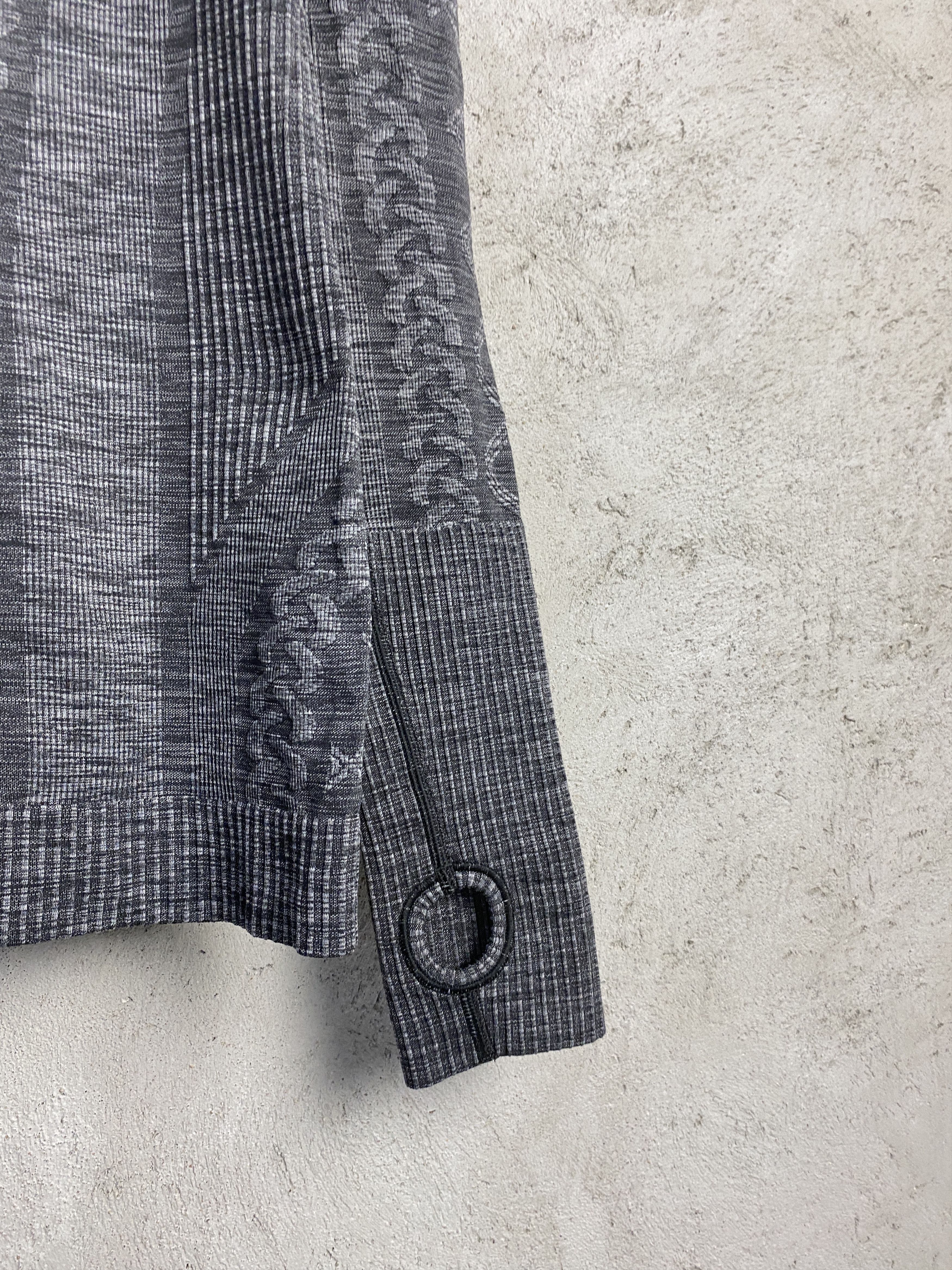 Lululemon Lululemon Rest Less Pullover long sleeve t-shirt pilates gym Size XS / US 0-2 / IT 36-38 - 3 Thumbnail