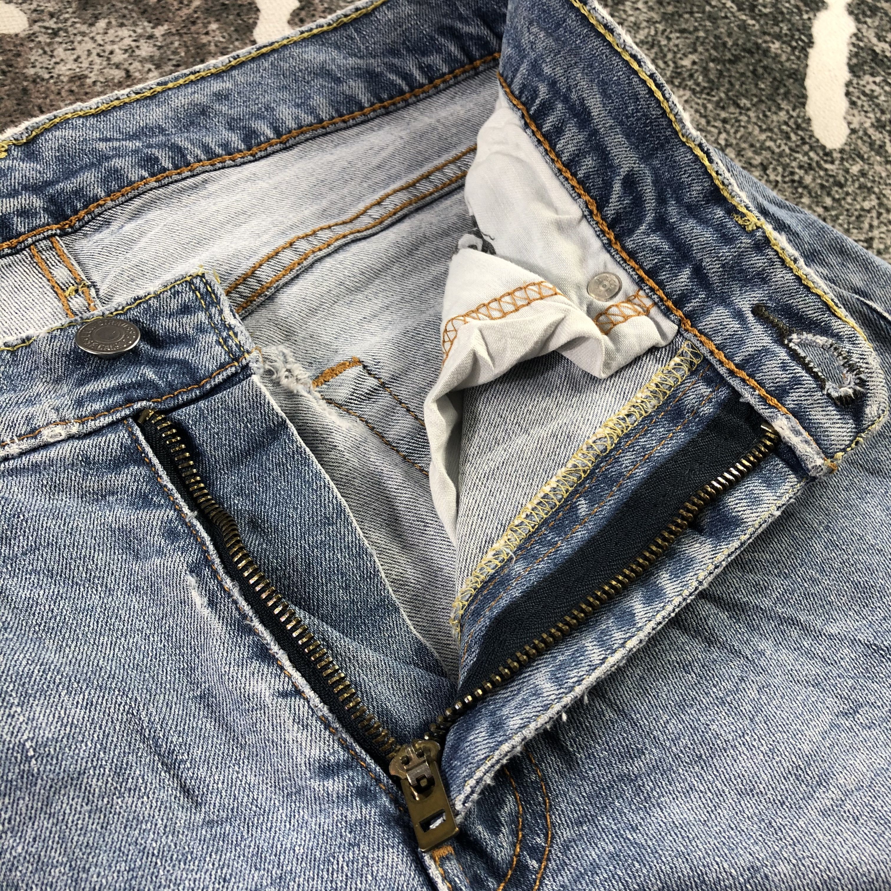 Levi's Vintage Levi's 511 Jeans Medium Wash Denim KJ1417 Size US 31 - 10 Thumbnail