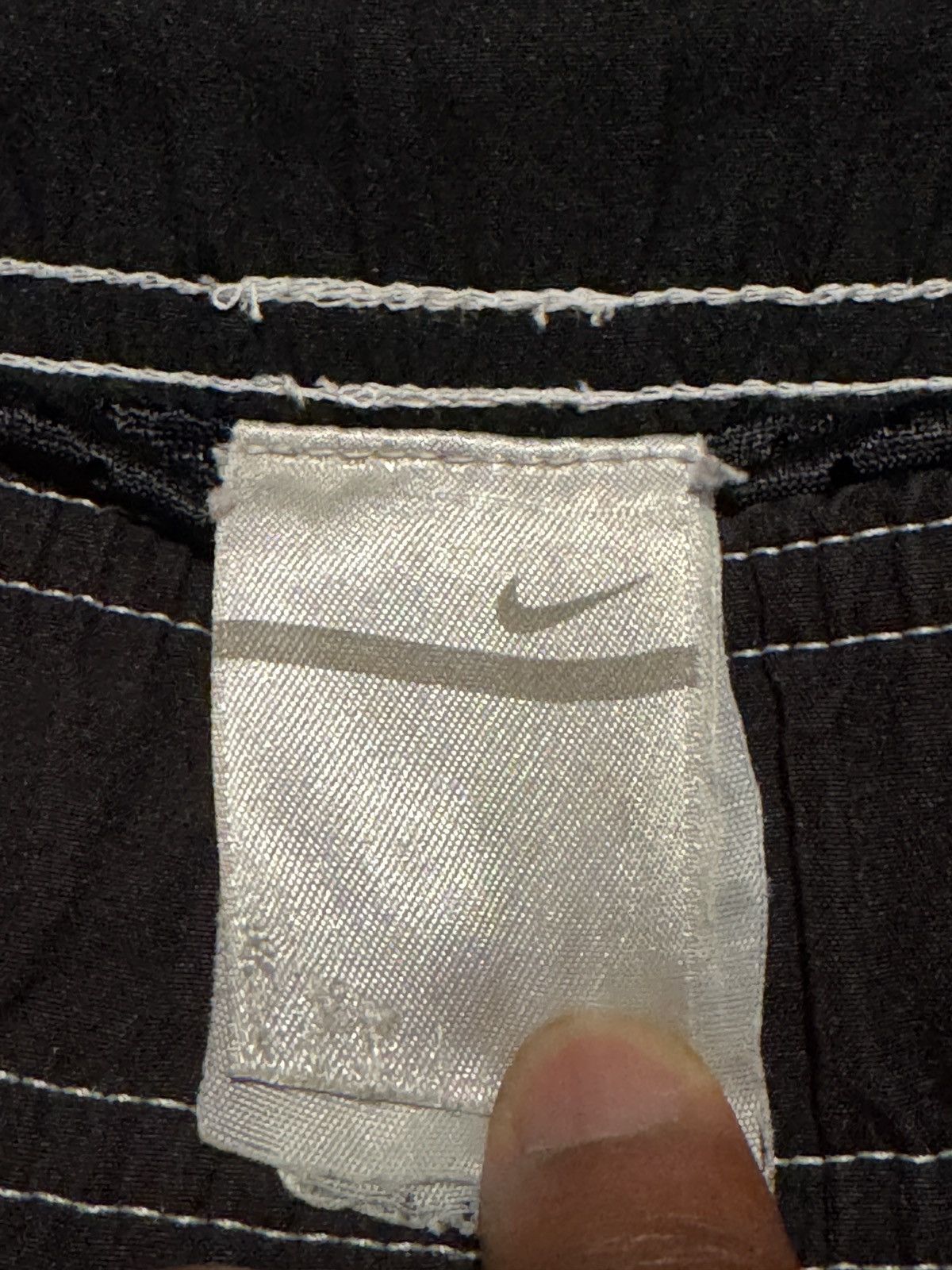 Nike Black Nike swim trunks Size US L / EU 52-54 / 3 - 3 Thumbnail