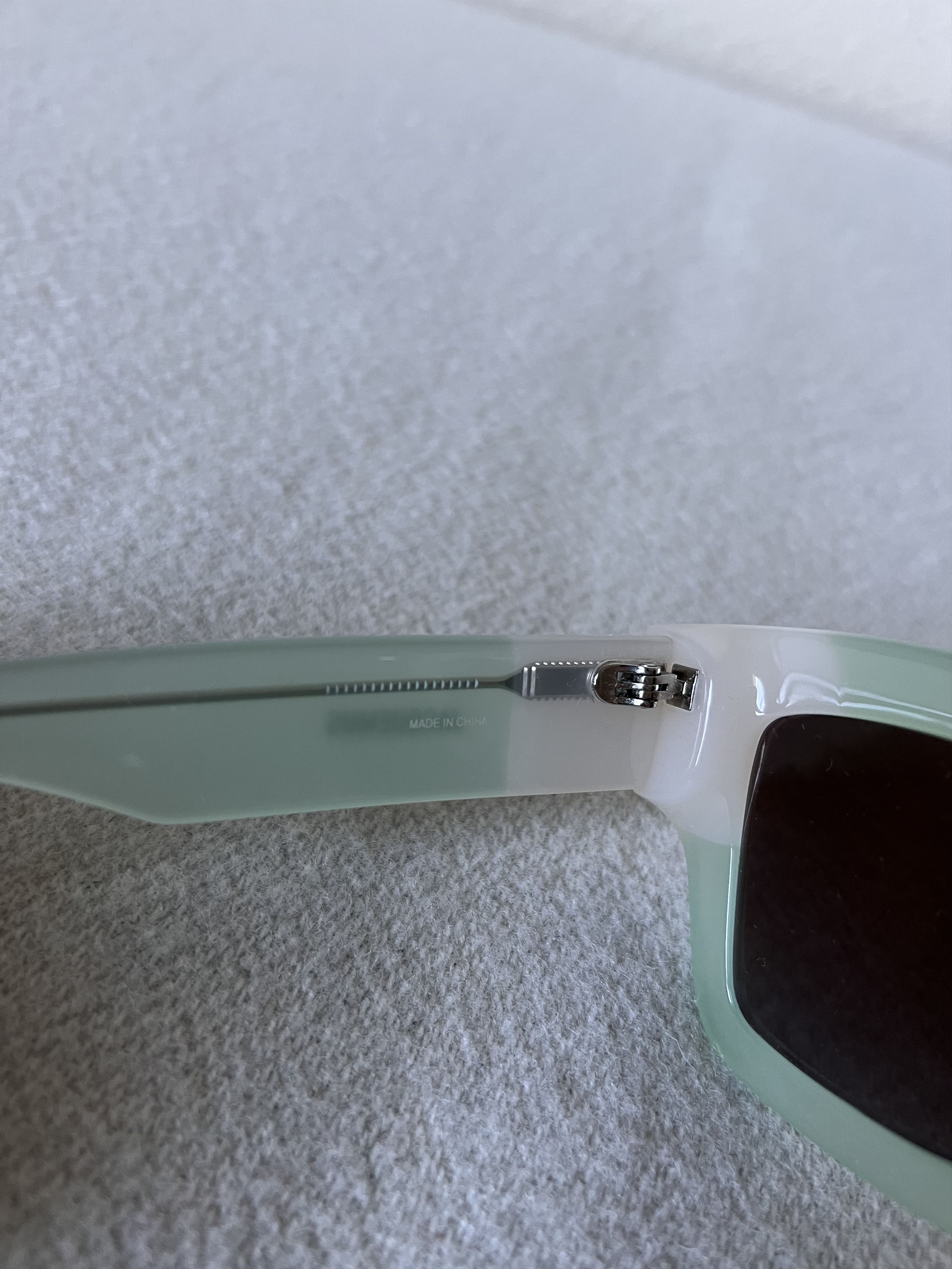 Jacquemus Jacquemus Les Lunettes Baci Sunglasses in Light Green Size ONE SIZE - 4 Thumbnail