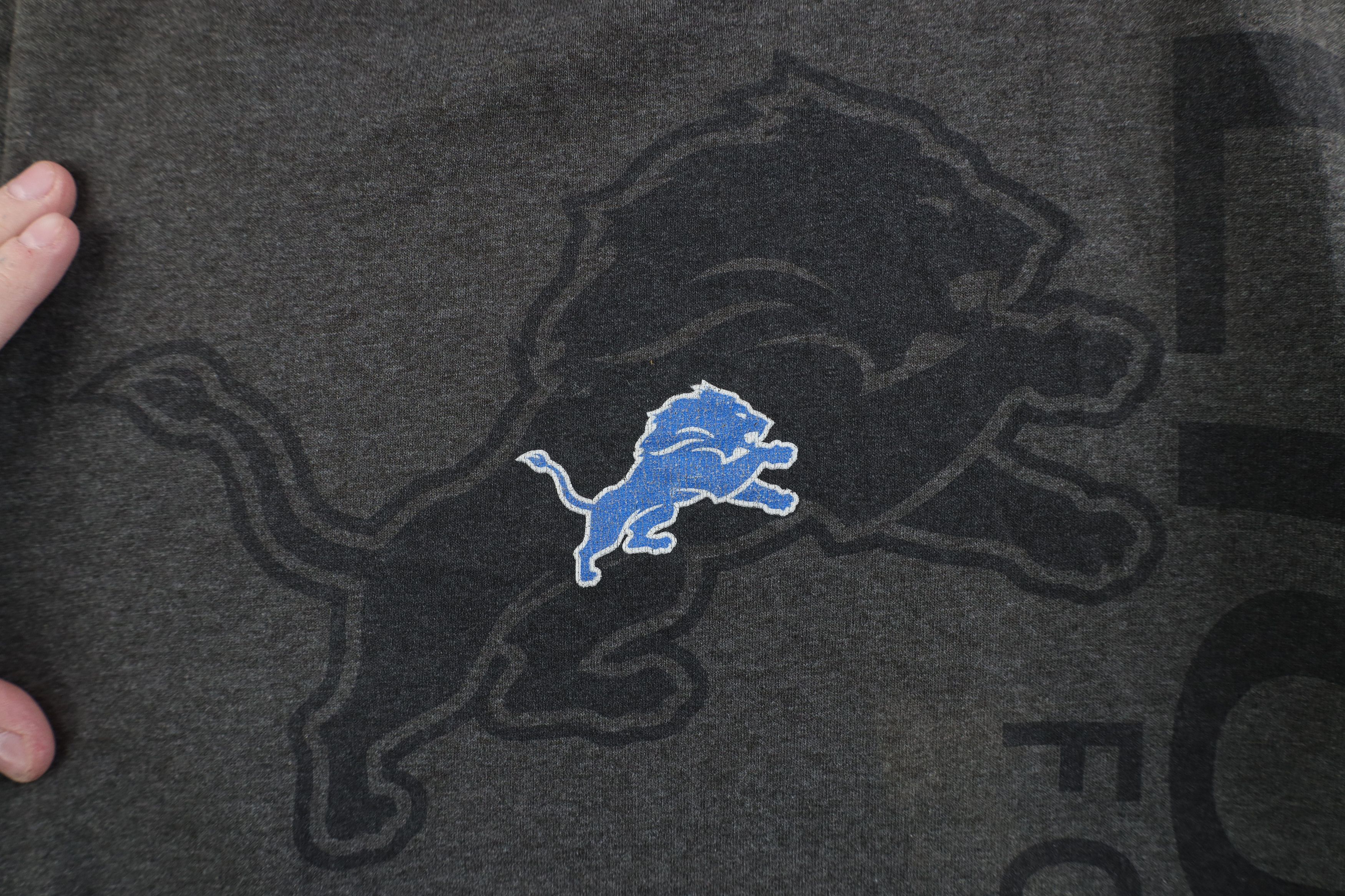 Vintage Vintage Y2K NFL Detroit Lions Football Short Sleeve T-Shirt Size US XXL / EU 58 / 5 - 4 Thumbnail