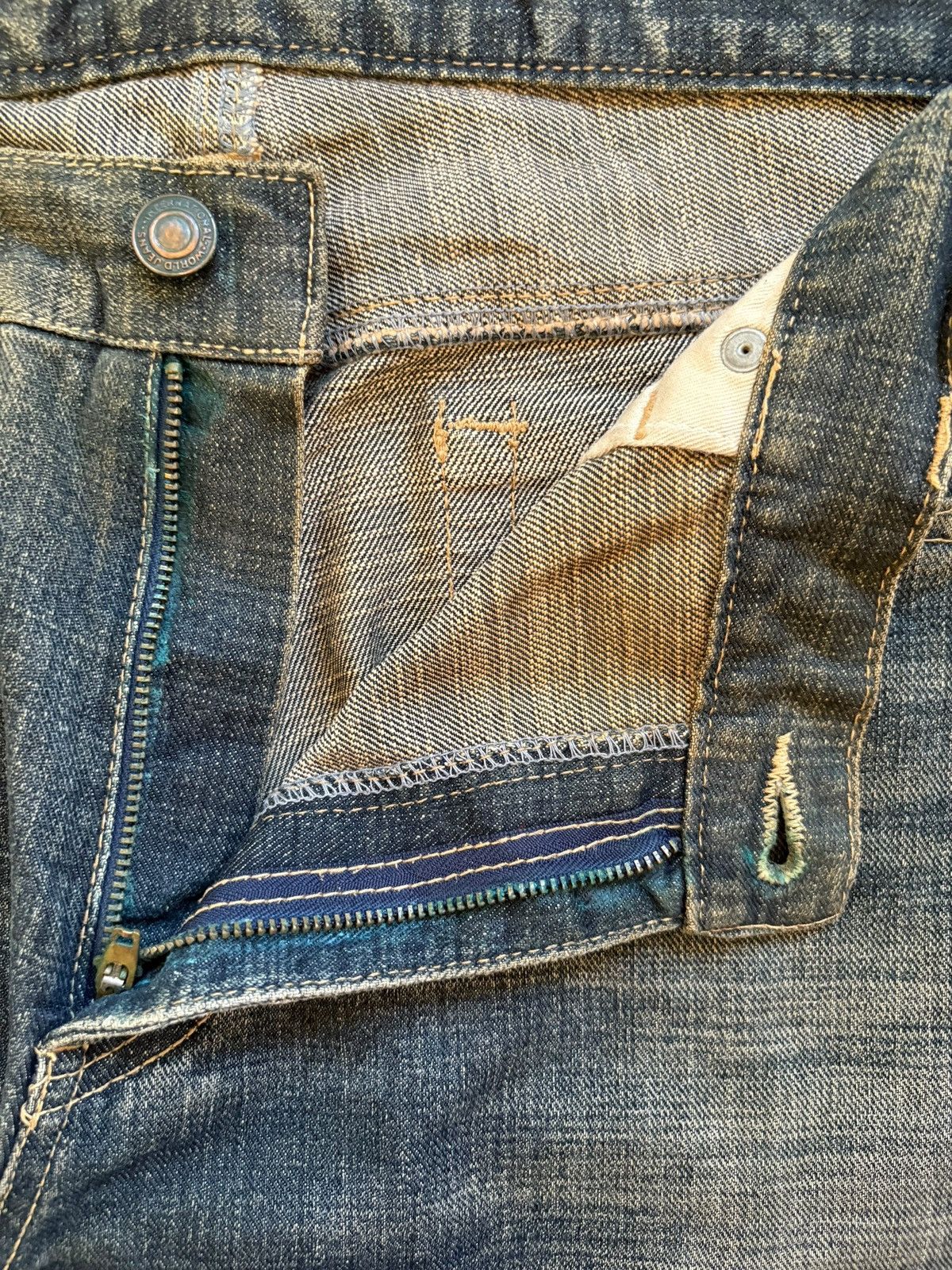 Japanese Brand Vintage Japanese Brand Rusty Mud Wash Distress Baggy Jeans Size US 40 / EU 56 - 9 Thumbnail