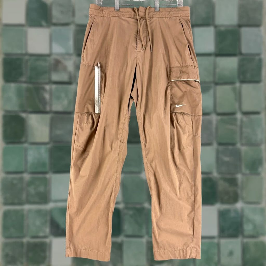 Nike Nike Sportswear Cargo Pants Mens 32 Brown Tapered Pants Cargo Jogger Streetwear Casual Hipster Everyday Wear Mens Size US 32 / EU 48 - 1 Thumbnail