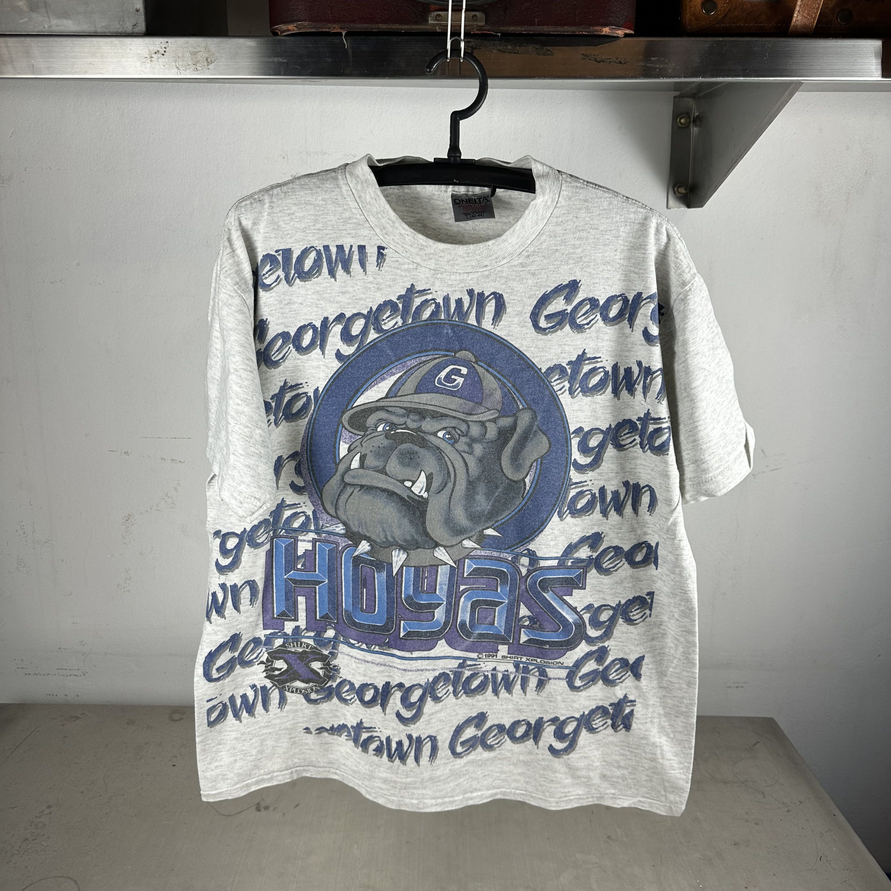 Vintage 1991 Georgetown Hoyas Bulldog NCAA All Over Print T-shirt Size US L / EU 52-54 / 3 - 1 Thumbnail