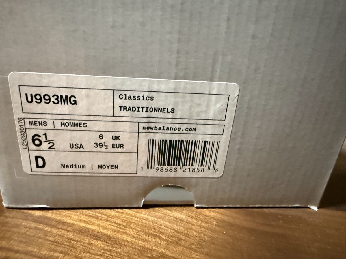 Kith × New Balance Kith New Balance Madison Square Garden 993 Men 6.5/Women’s 8 Size US 6.5 / EU 39-40 - 11 Thumbnail