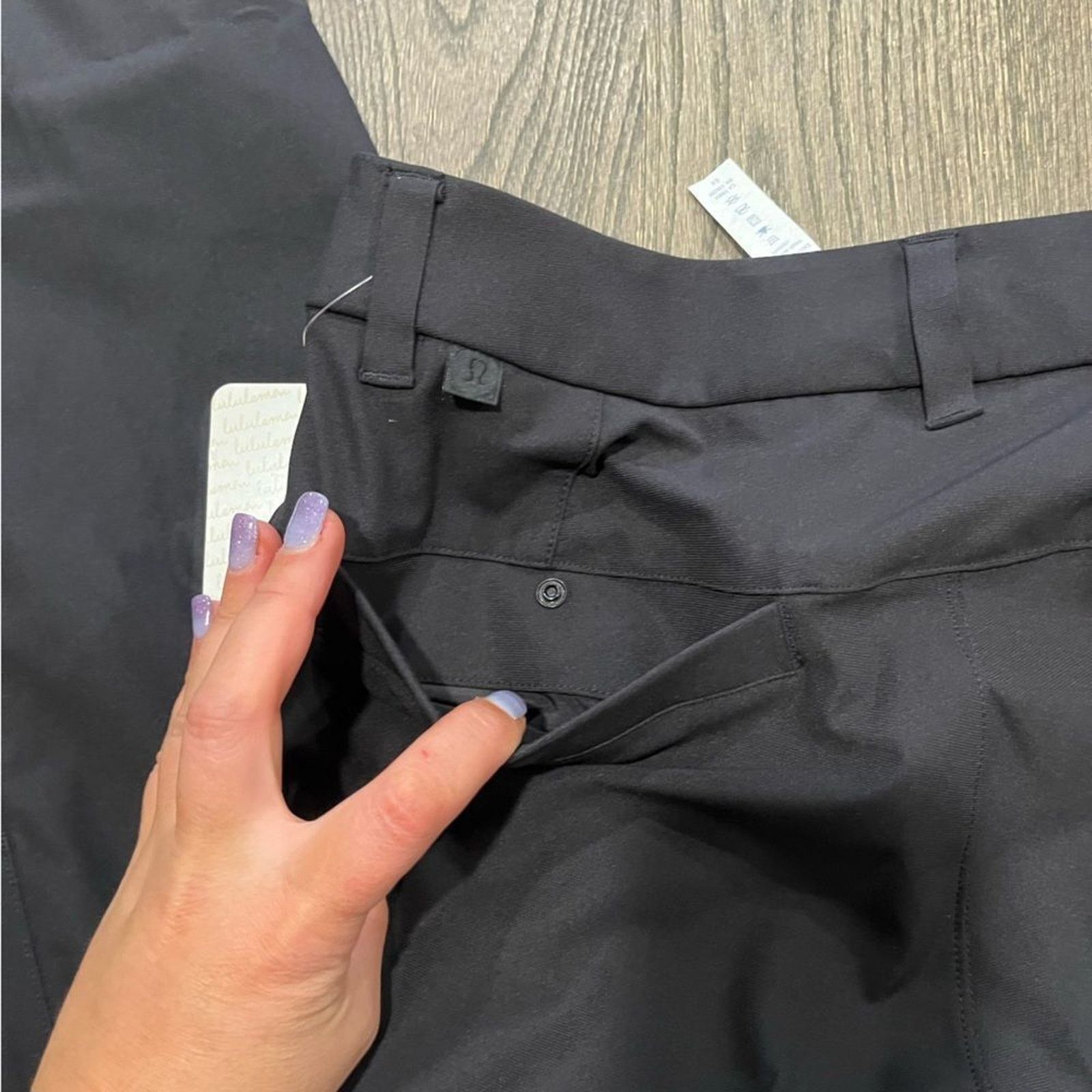 Vintage NWT Lululemon Commission Pant Relaxed Black 34"L Size 28 Size US 28 / EU 44 - 11 Thumbnail
