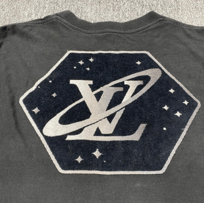 Louis Vuitton Louis Vuitton Short-sleeve T-shirt Size US L / EU 52-54 / 3 - 6 Thumbnail