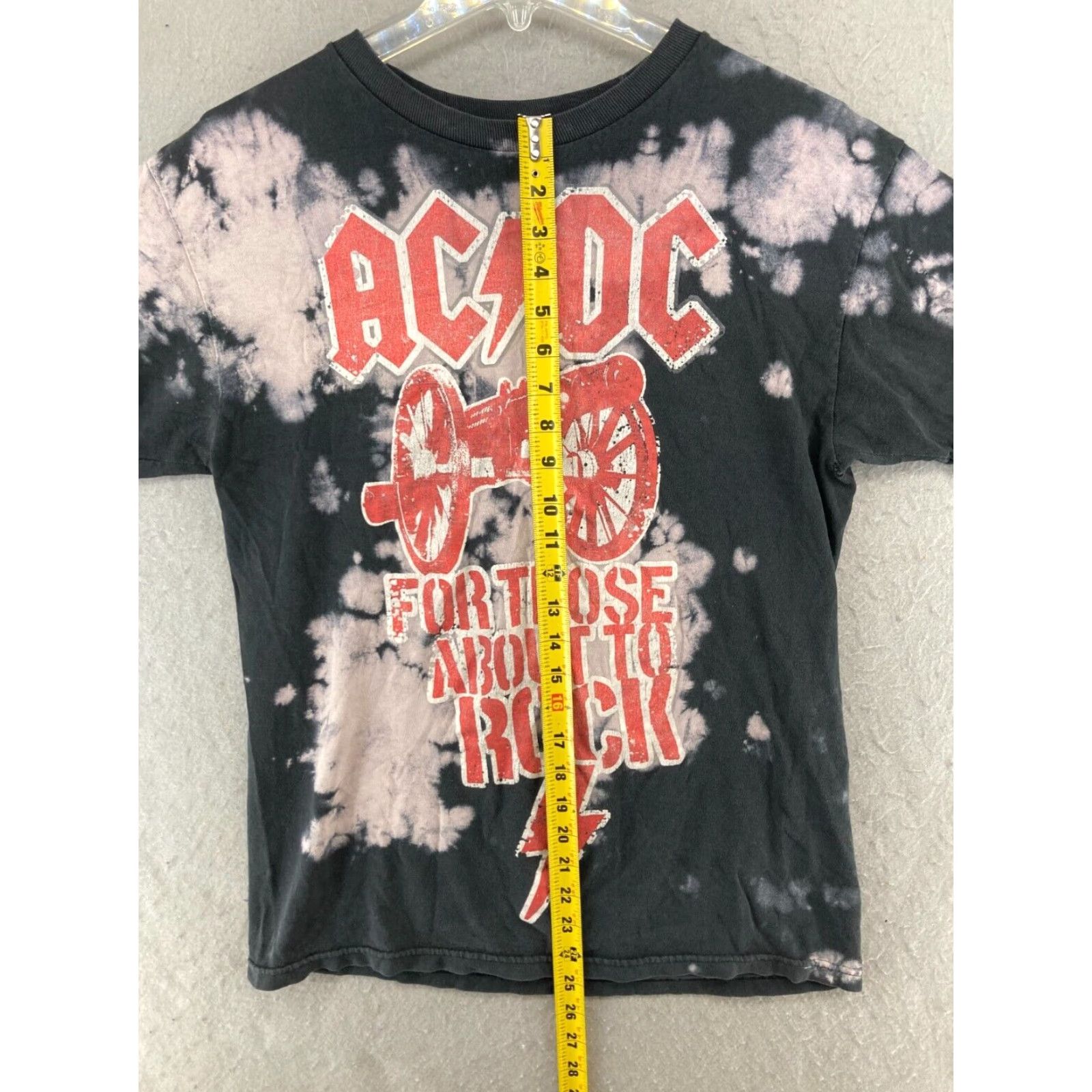 Vintage ACDC Band Mens T Shirt Medium Black Bleach Wash For Those About Rock Size US M / EU 48-50 / 2 - 3 Thumbnail