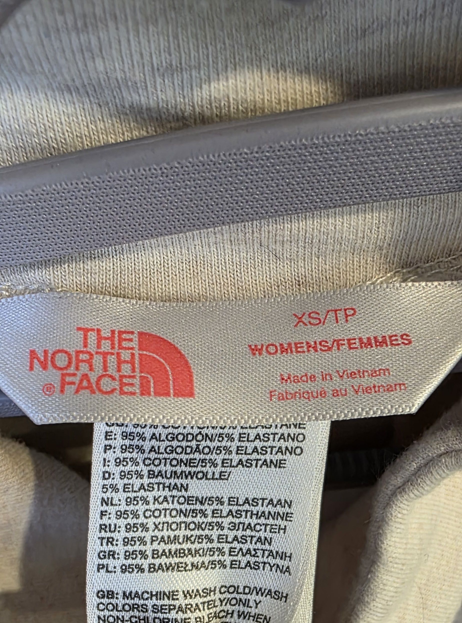 The North Face The North Face Oatmeal Diagonal Zip Athletic Sweater XS Size XS / US 0-2 / IT 36-38 - 3 Thumbnail