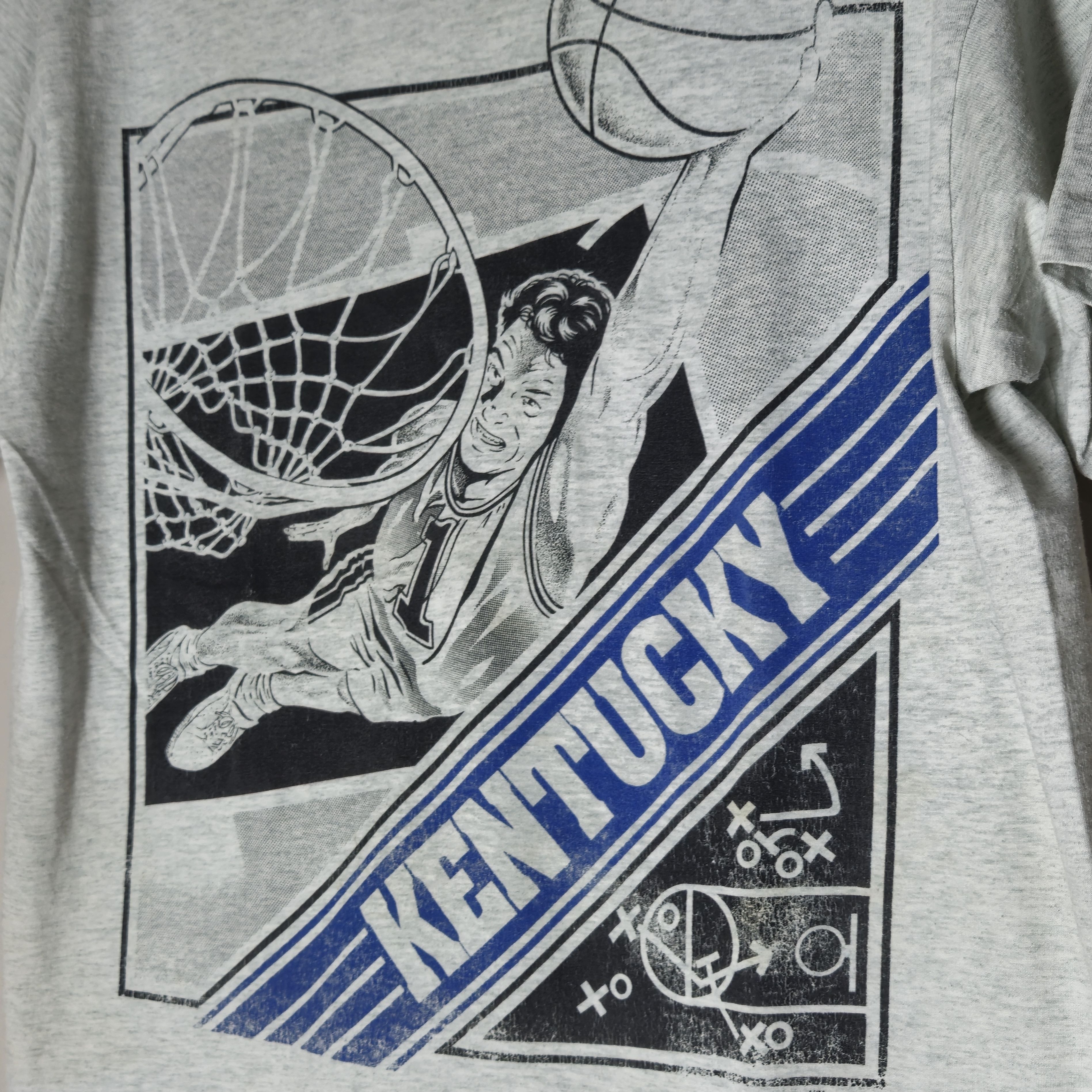 Fruit Of The Loom Vintage 90s Kentucky Wildcats Basketball T Shirt Size US L / EU 52-54 / 3 - 2 Thumbnail