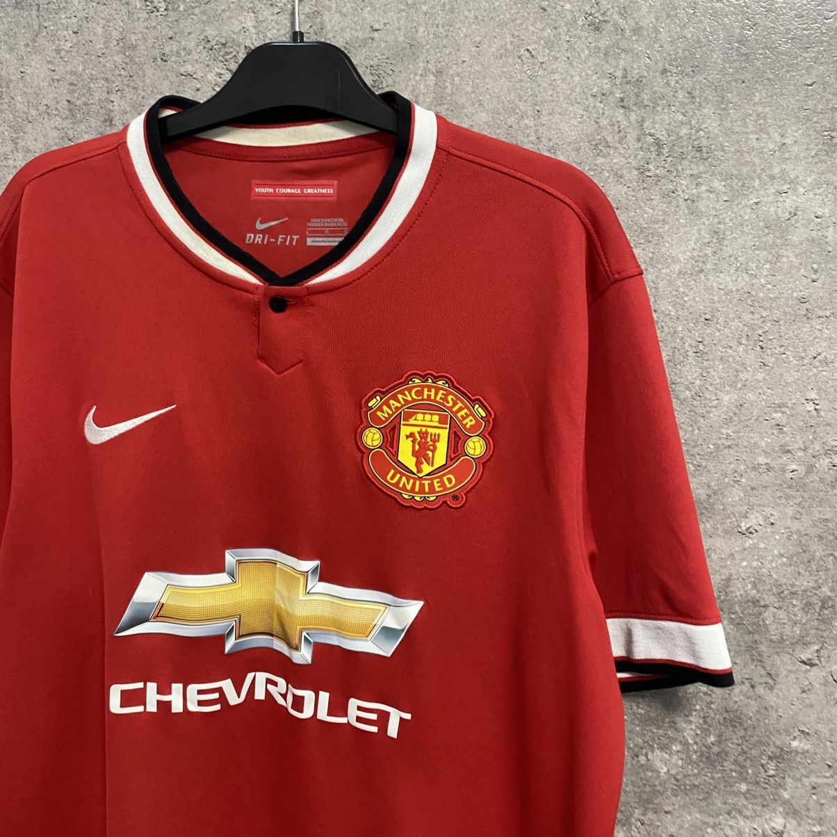 Nike Nike Manchester United jersey Chevrolet size L-XL Size US L / EU 52-54 / 3 - 3 Thumbnail
