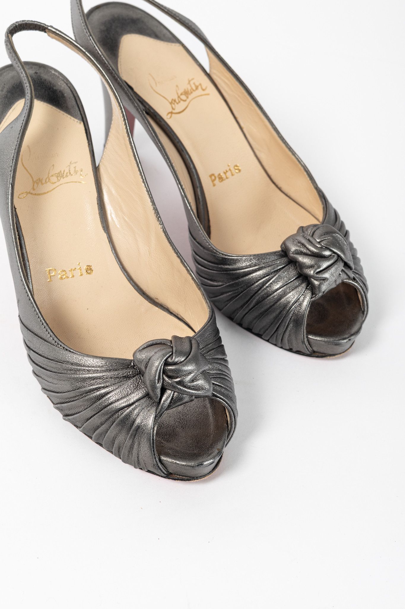 Christian Louboutin Christian Louboutin Metallic Grey Knotted Slingback Sandals Size US 6.5 / IT 36.5 - 6 Thumbnail