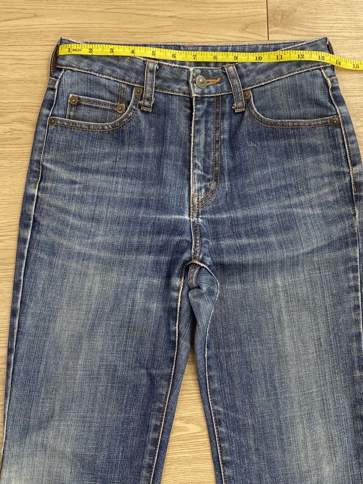 Uniqlo Uniqlo Japanese Brand Flare Blue Wash Style Jeans Size US 27 - 12 Thumbnail