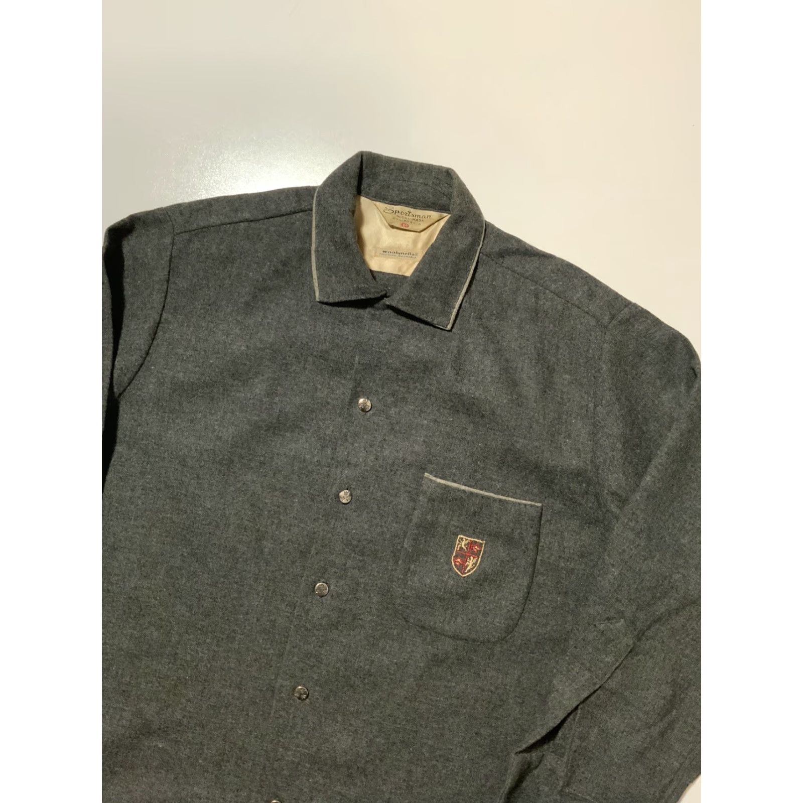 Vintage VINTAGE Sportsman By Cal-Made California Woolunella Loop Collar Shirt MD 1960s Rockabilly Crest Pocket Button Long Sleeve Mens M Size US M / EU 48-50 / 2 - 3 Thumbnail