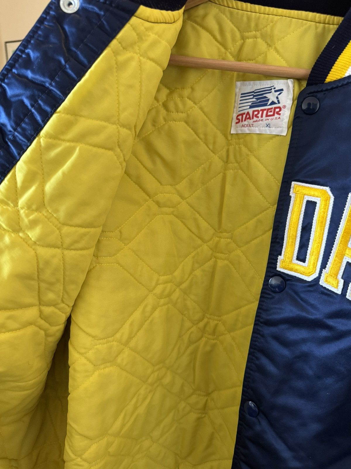 Starter Vintage Norte Dame Starter Satin jacket size XL Size US XL / EU 56 / 4 - 9 Thumbnail