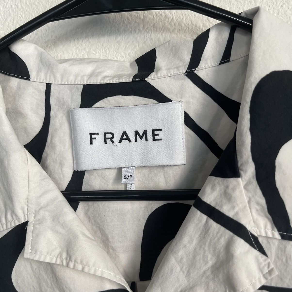 Frame FRAME Denim Wavy Line Pattern Button Short Sleeve Crop Shirt Size US S / EU 44-46 / 1 - 3 Thumbnail