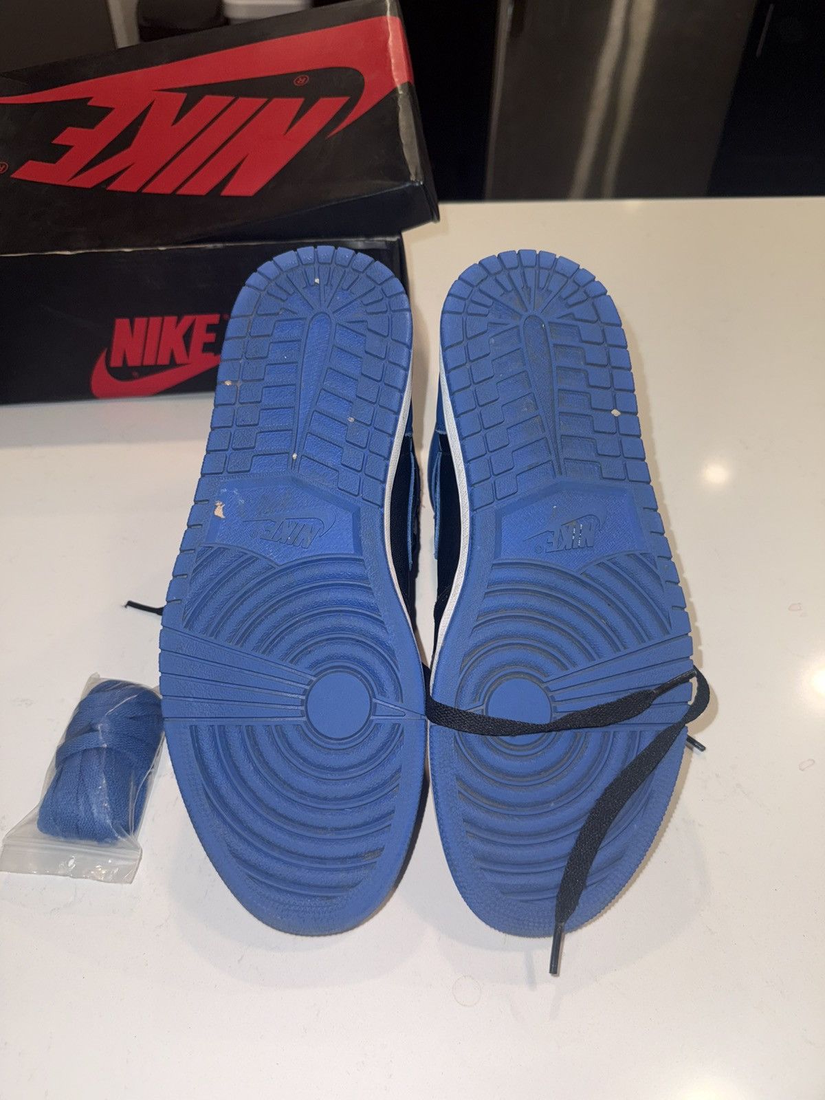 Nike 2017 Nike Air Jordan 1 Retro High OG “Royal” Size 10 Size US 10 / EU 43 - 5 Thumbnail