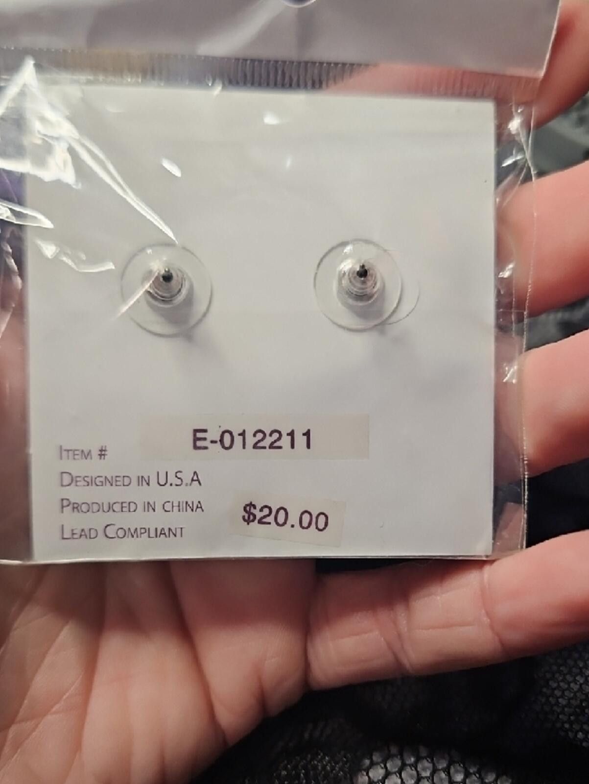 Other Black Faceted Stud Earrings Size ONE SIZE - 3 Thumbnail