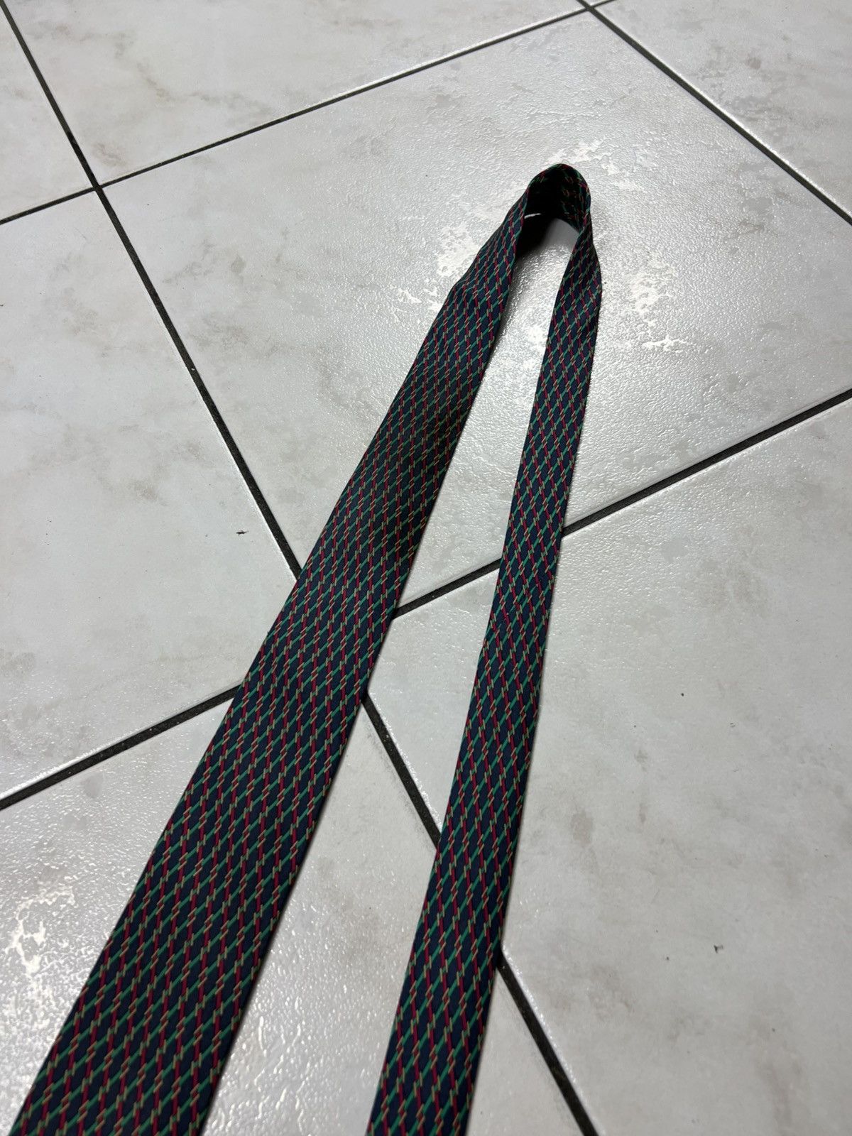 Hermes Vintage Hermes Paris silk tie luxury 7155 FA pattern logo H Size ONE SIZE - 9 Thumbnail