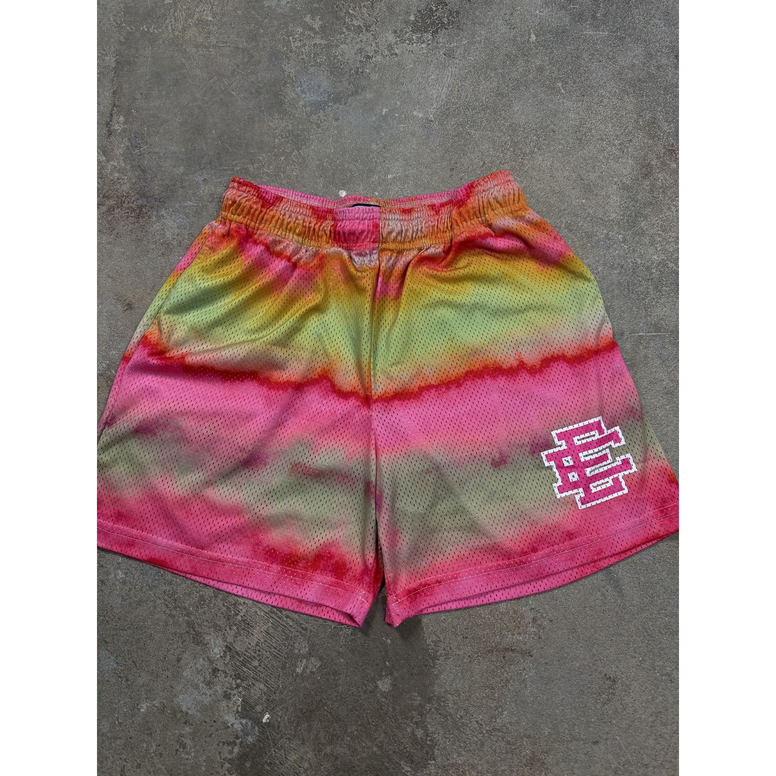 Eric Emanuel EE Shorts Tie Dye Pink EE Used Large Size US 34 / EU 50 - 1 Thumbnail