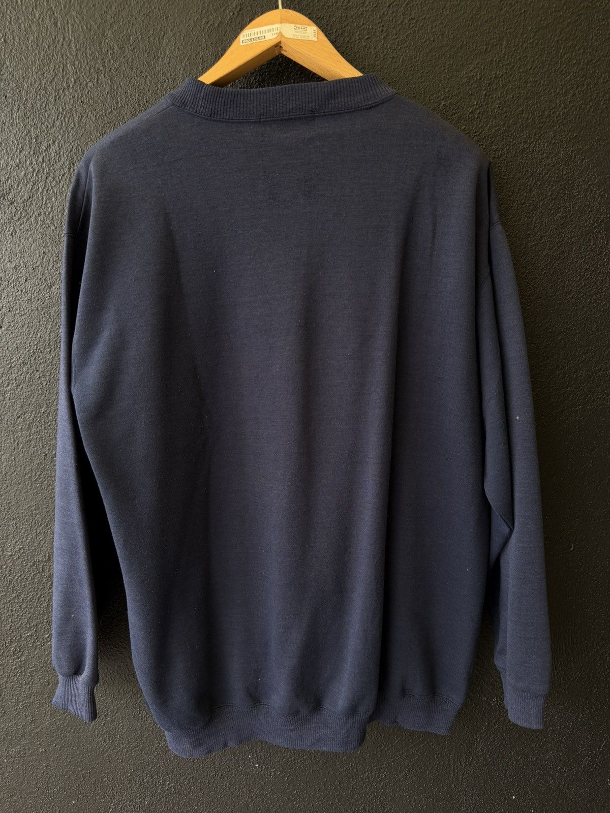 Gianni Valentino Vintage Gianni Valentino Italy Navy V Logo Sweatshirt Size US L / EU 52-54 / 3 - 7 Thumbnail