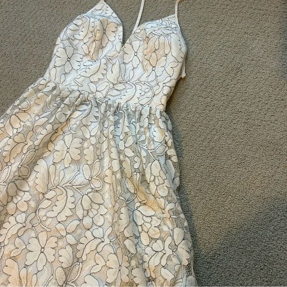 NBD NBD Revolve Women’s Lace Dress White Black Open Back Romper Size XS / US 0-2 / IT 36-38 - 7 Thumbnail