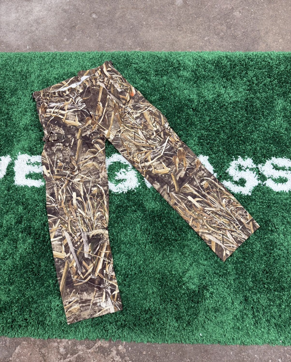 Vintage Vintage "Game Winner " Camo Leaf Cargo Pants Large Mossy oak Size US 34 / EU 50 - 1 Thumbnail