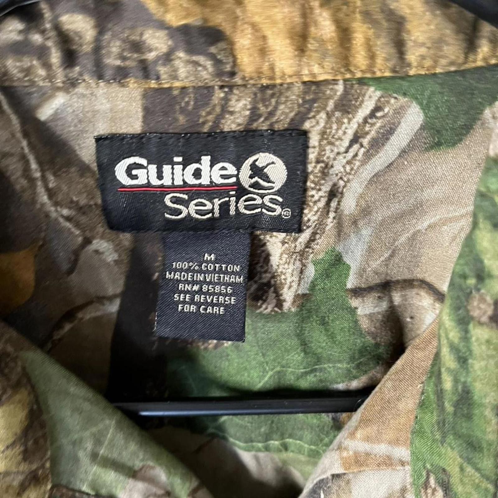 Realtree Vintage Guide Series Realtree Camo Button-Up Shirt M. Size US M / EU 48-50 / 2 - 3 Thumbnail