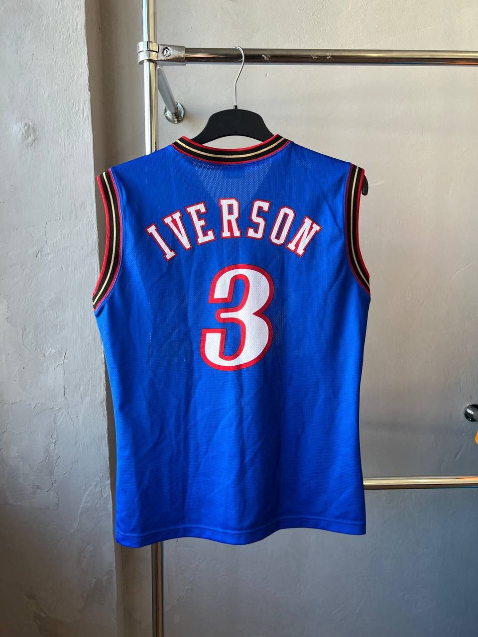 NBA VINTAGE PHILADELPHIA 76ERS #3 IVERSON BASKETBALL JERSEY SZ S Size US S / EU 44-46 / 1 - 3 Thumbnail