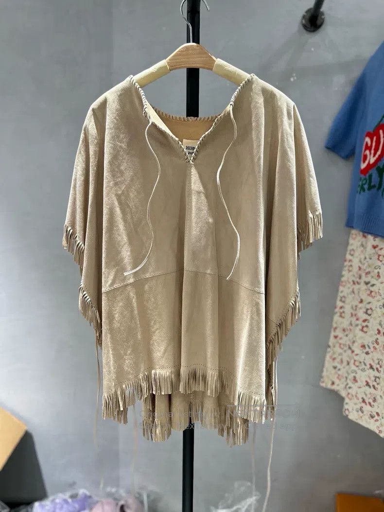 Hermes Hermes Khaki Suede Cloak Size XXS / US 00 / IT 34 - 1 Thumbnail