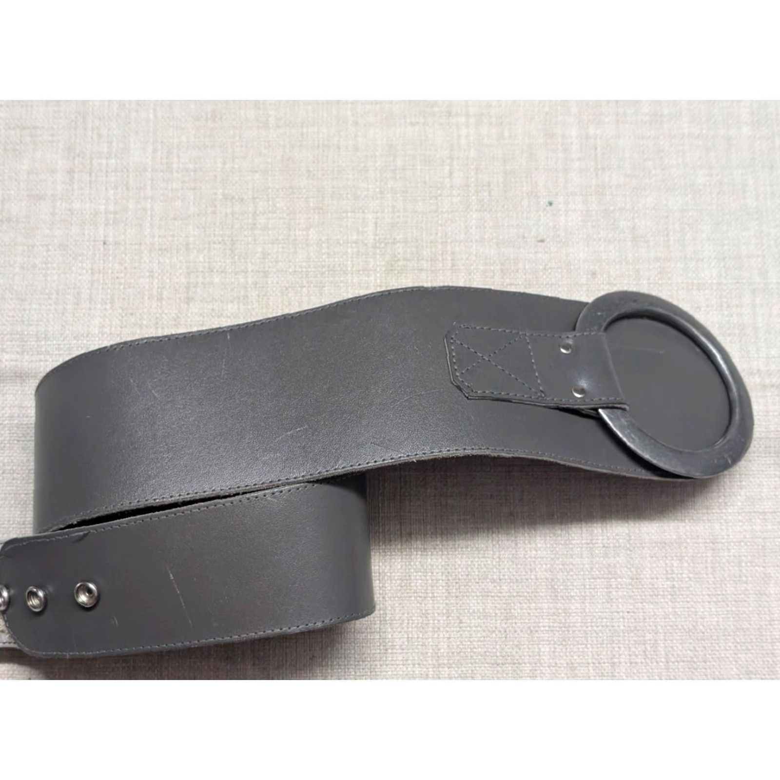 Vintage VINTAGE CORSET CINCH BELT 1980s 90s LEATHER BELT 28-30 GRAY WIDE glam STATEMENT Peaches En Regalia Belt Women M Gray Corset Belt Mens Girls Women Size M / US 6-8 / IT 42-44 - 6 Thumbnail