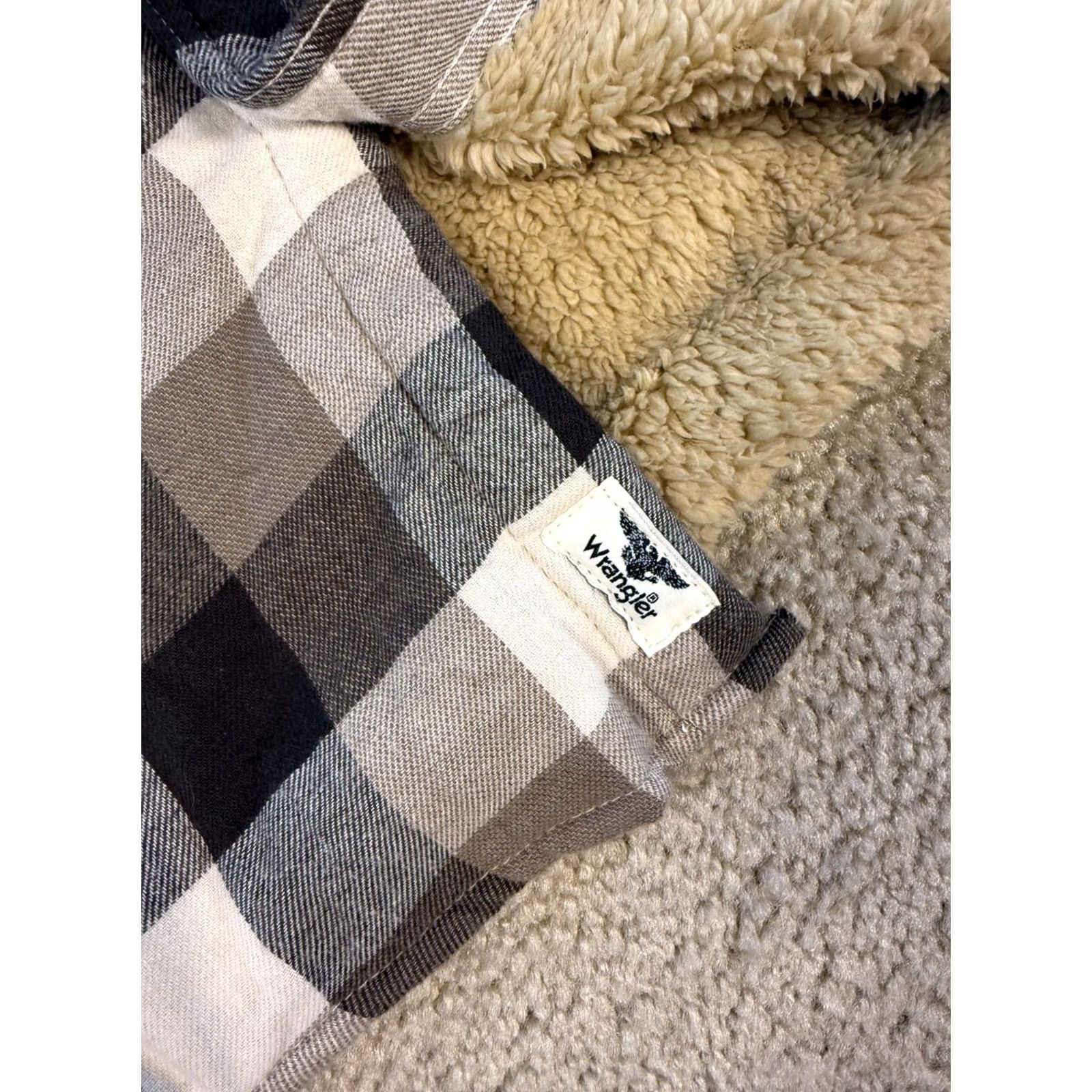 Wrangler VINTAGE Wrangler Jacket Men 2XL Brown Flannel Work SHACKET Sherpa Lined Dark Wash Shacket Size US XXL / EU 58 / 5 - 4 Thumbnail