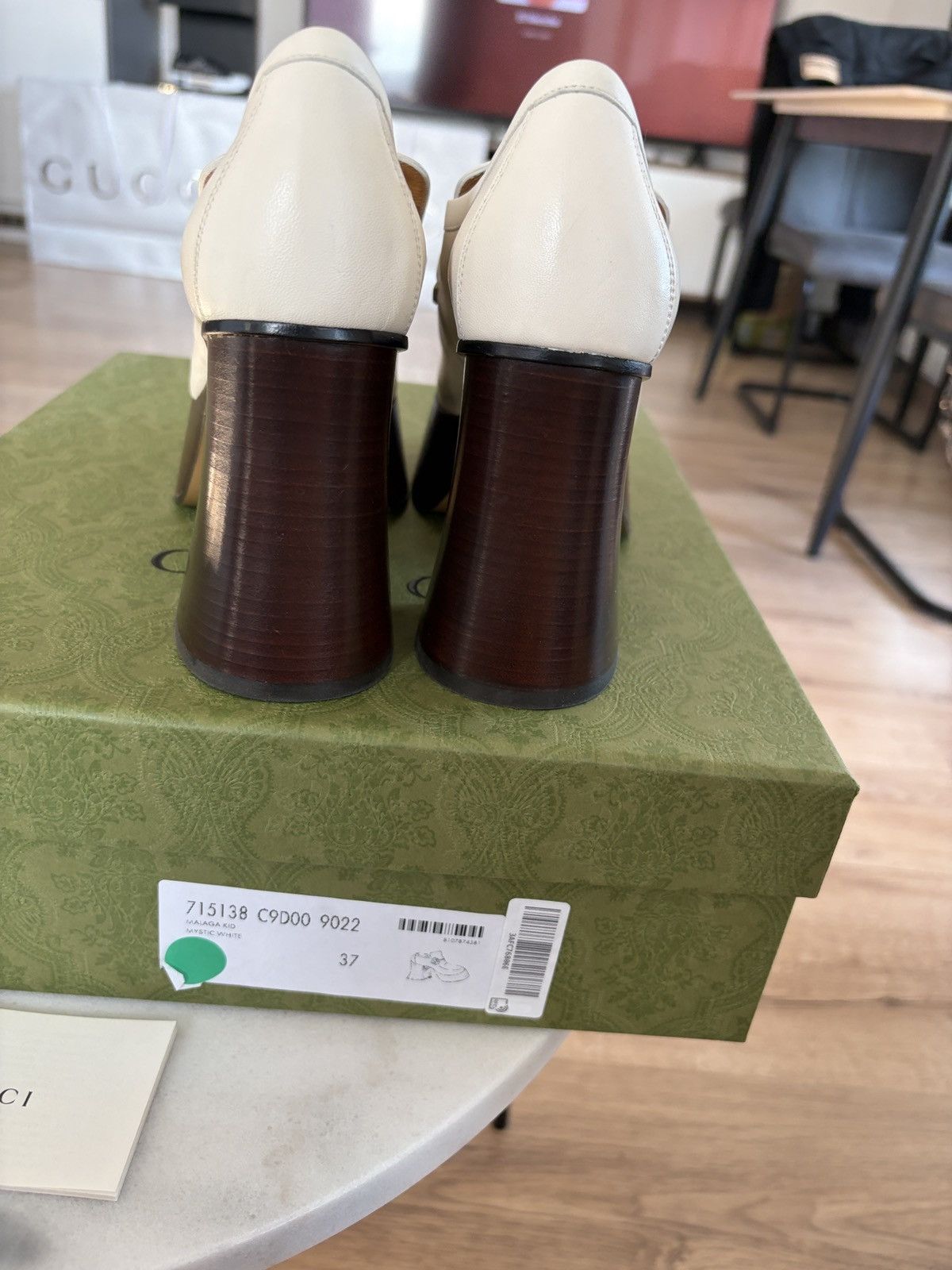Gucci Gucci platform horsebit loafer white Size US 7 / IT 37 - 9 Thumbnail