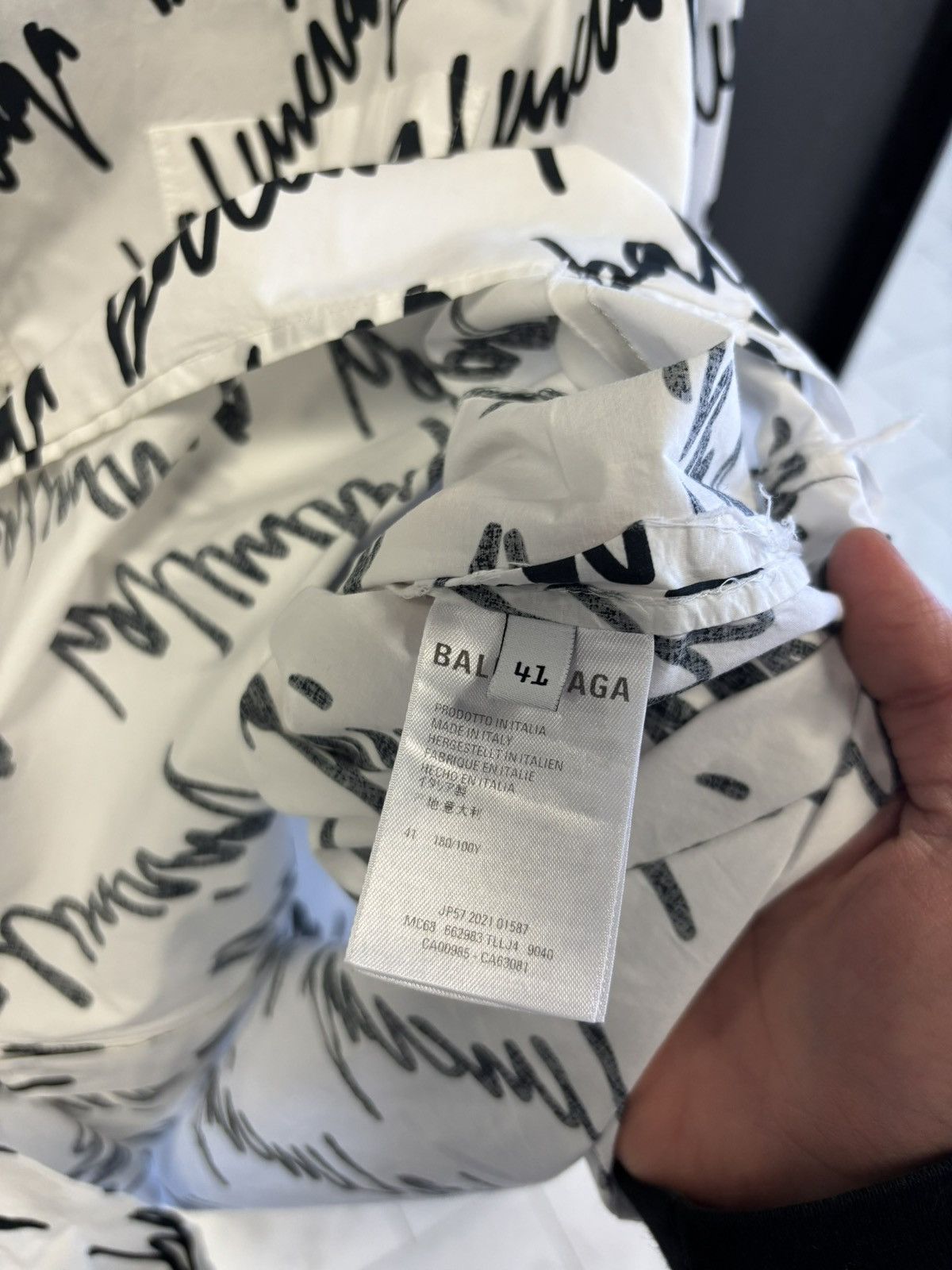 Balenciaga Balenciaga Cursive All Over button-up shirt Size US XL / EU 56 / 4 - 4 Thumbnail